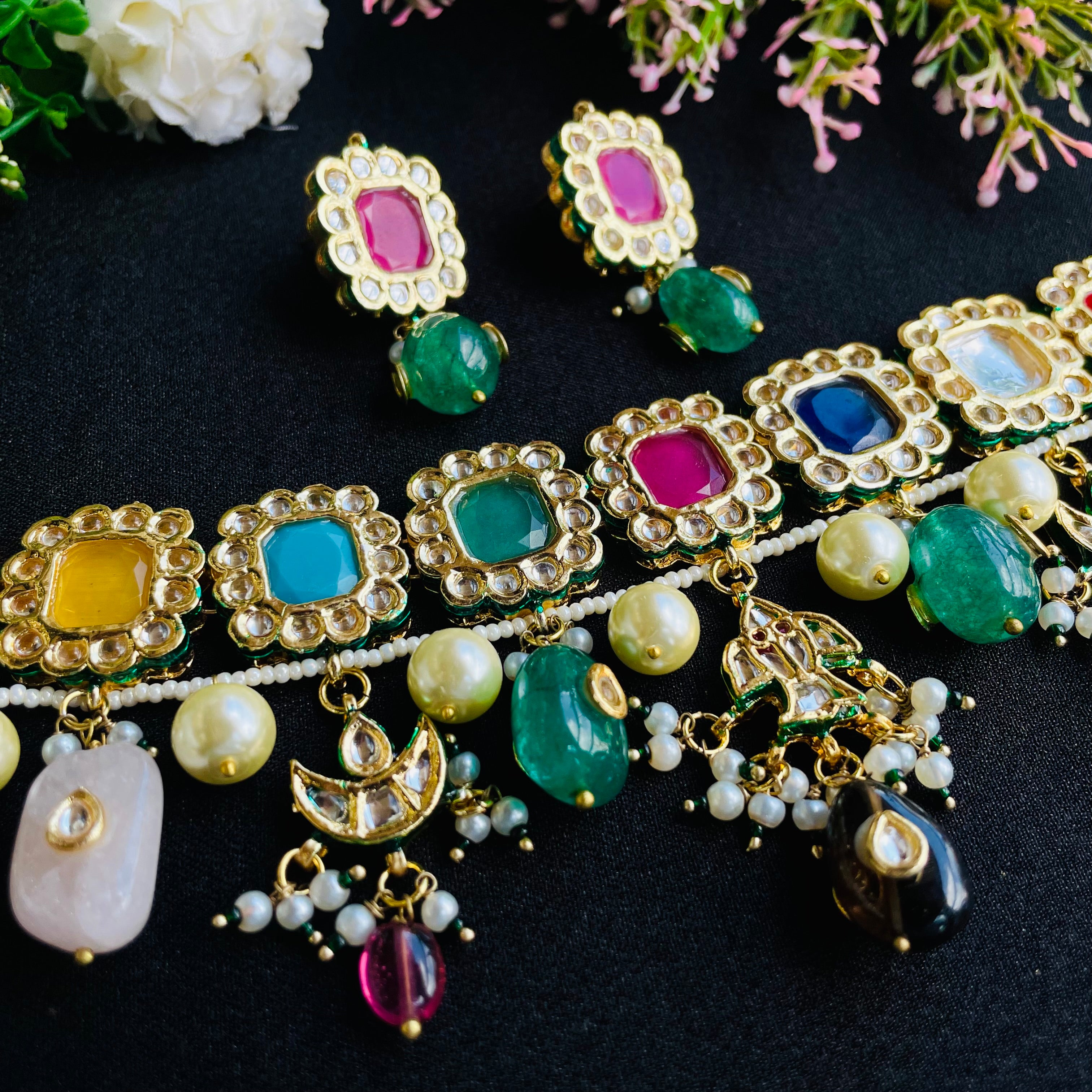 Nayaab Tanya neckpiece