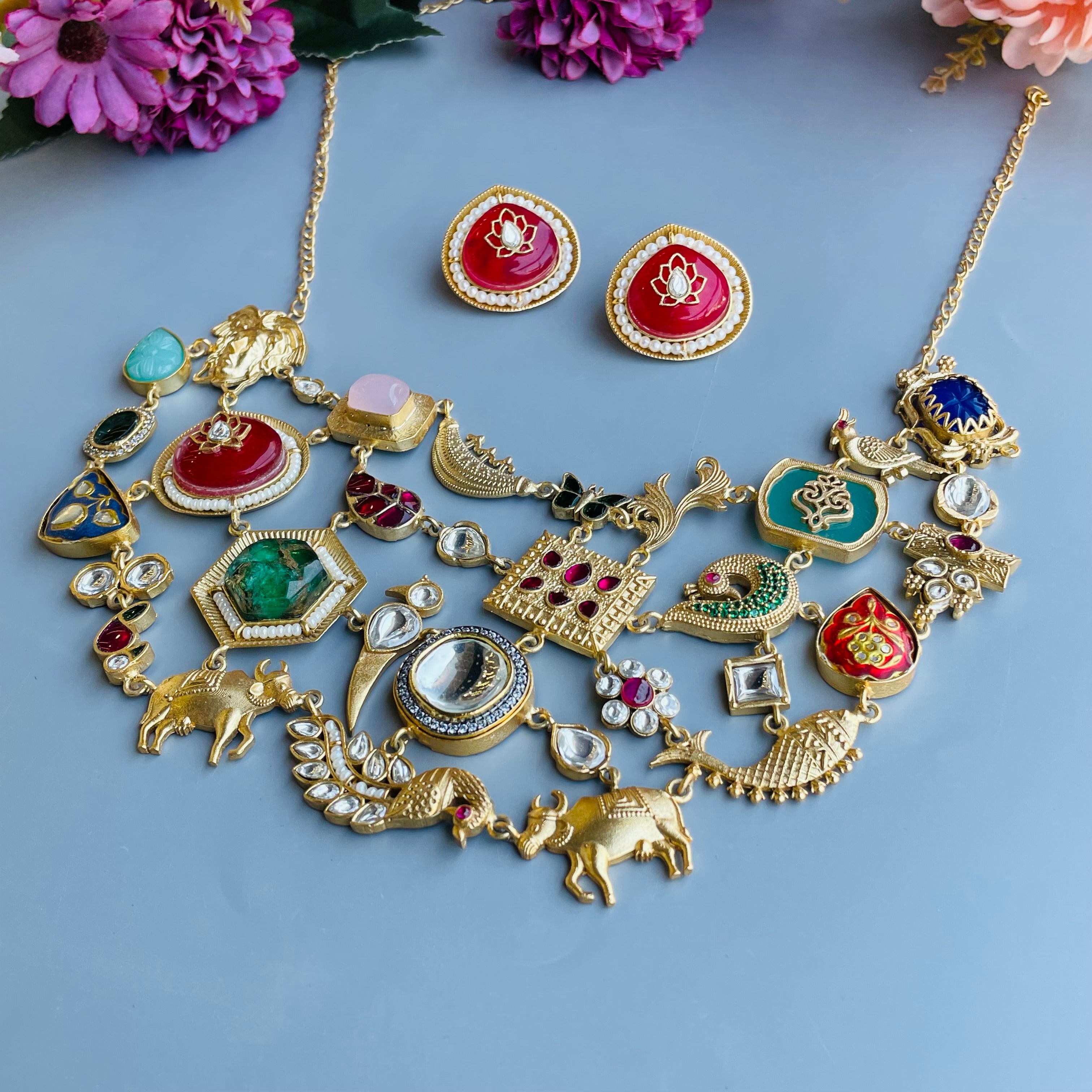 Nayaab Prachi Neckpiece