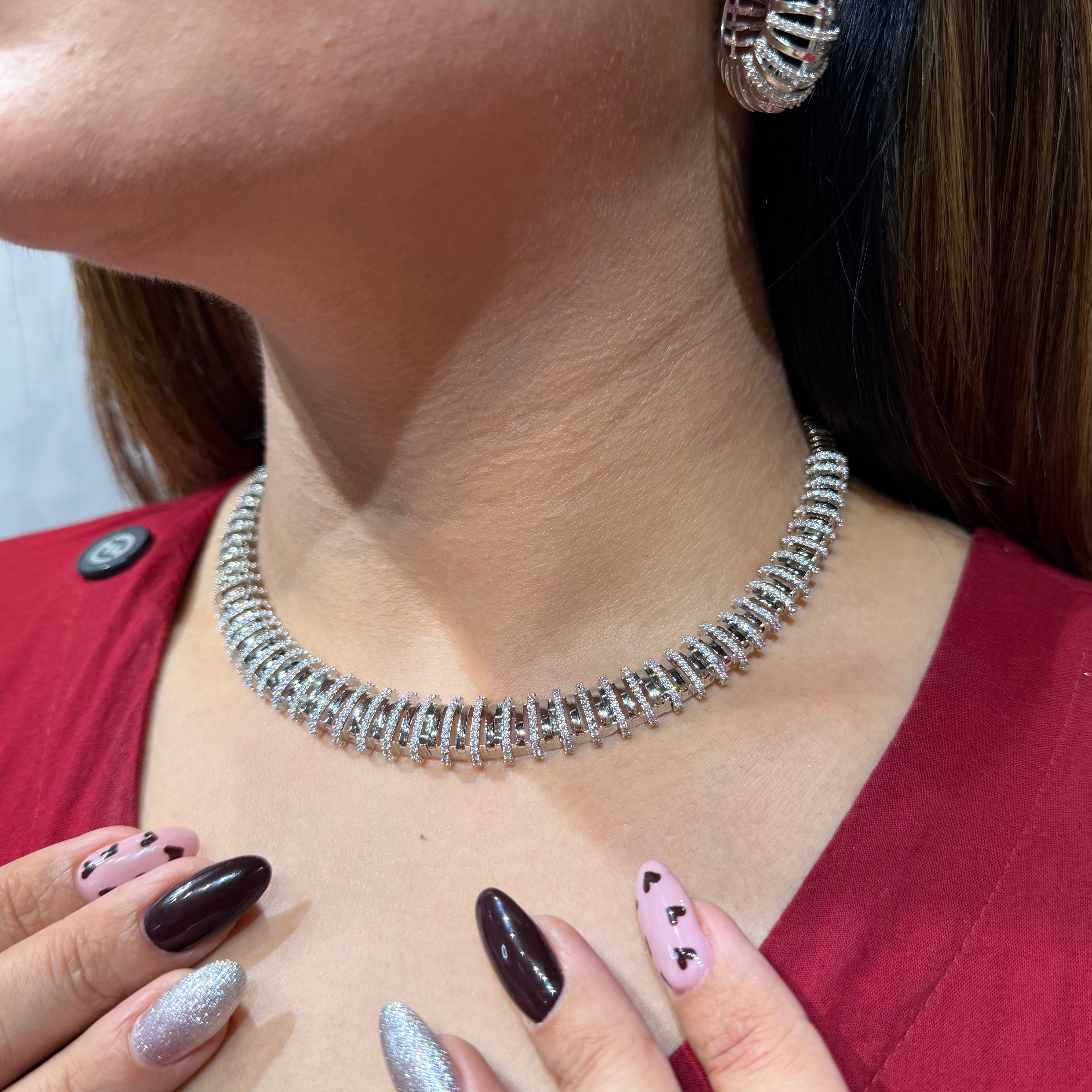 Ad annie Neckpiece