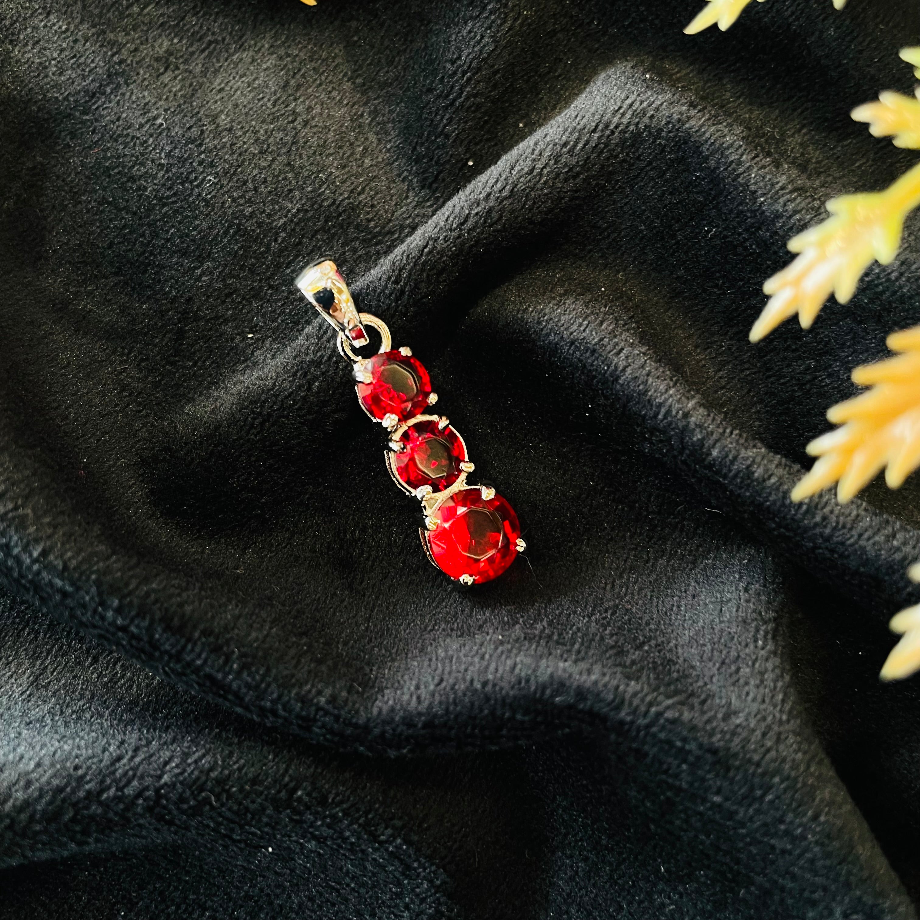 Vs Sterling Silver Pendant 04 3g Silver Polish