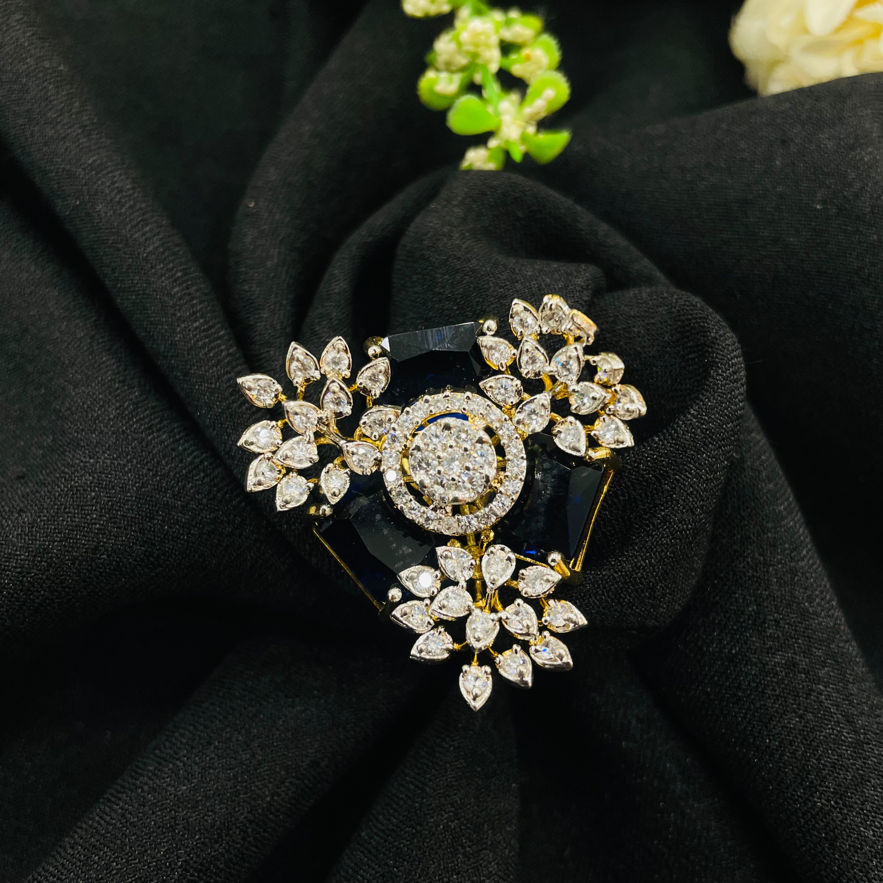 VS Sterling silver cocktail ring 227 14G