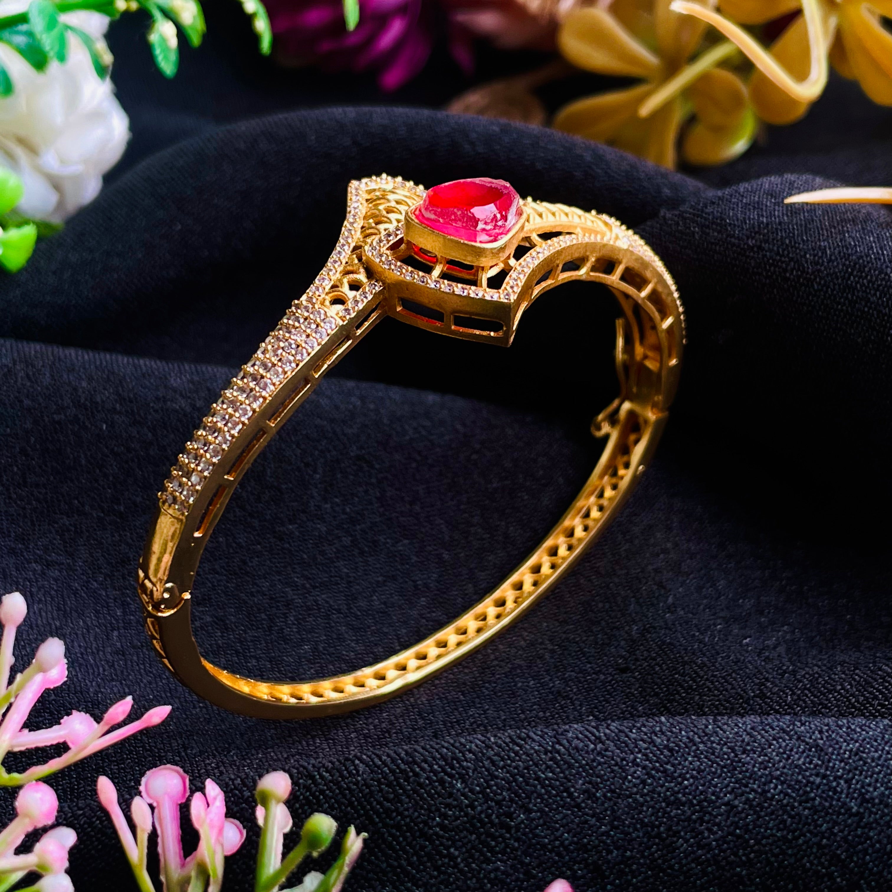 Nayaab Saanvi Bracelet