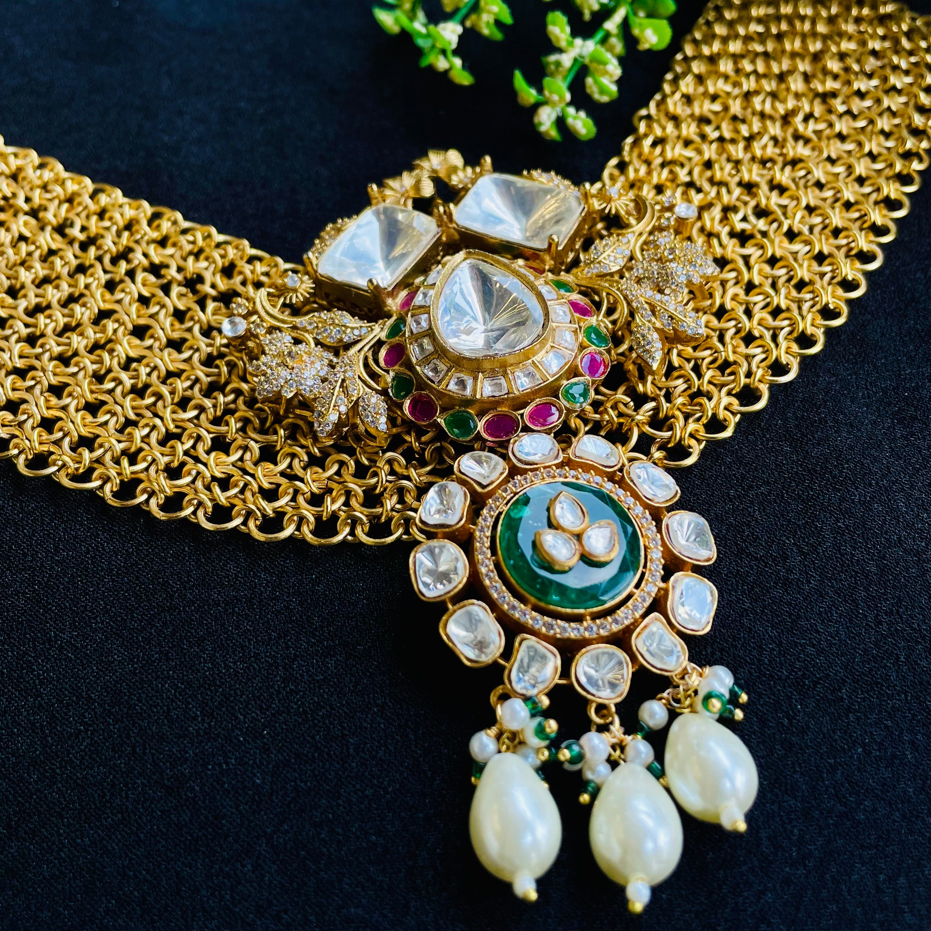 Nayaab Shamiksha Polki Neckpiece