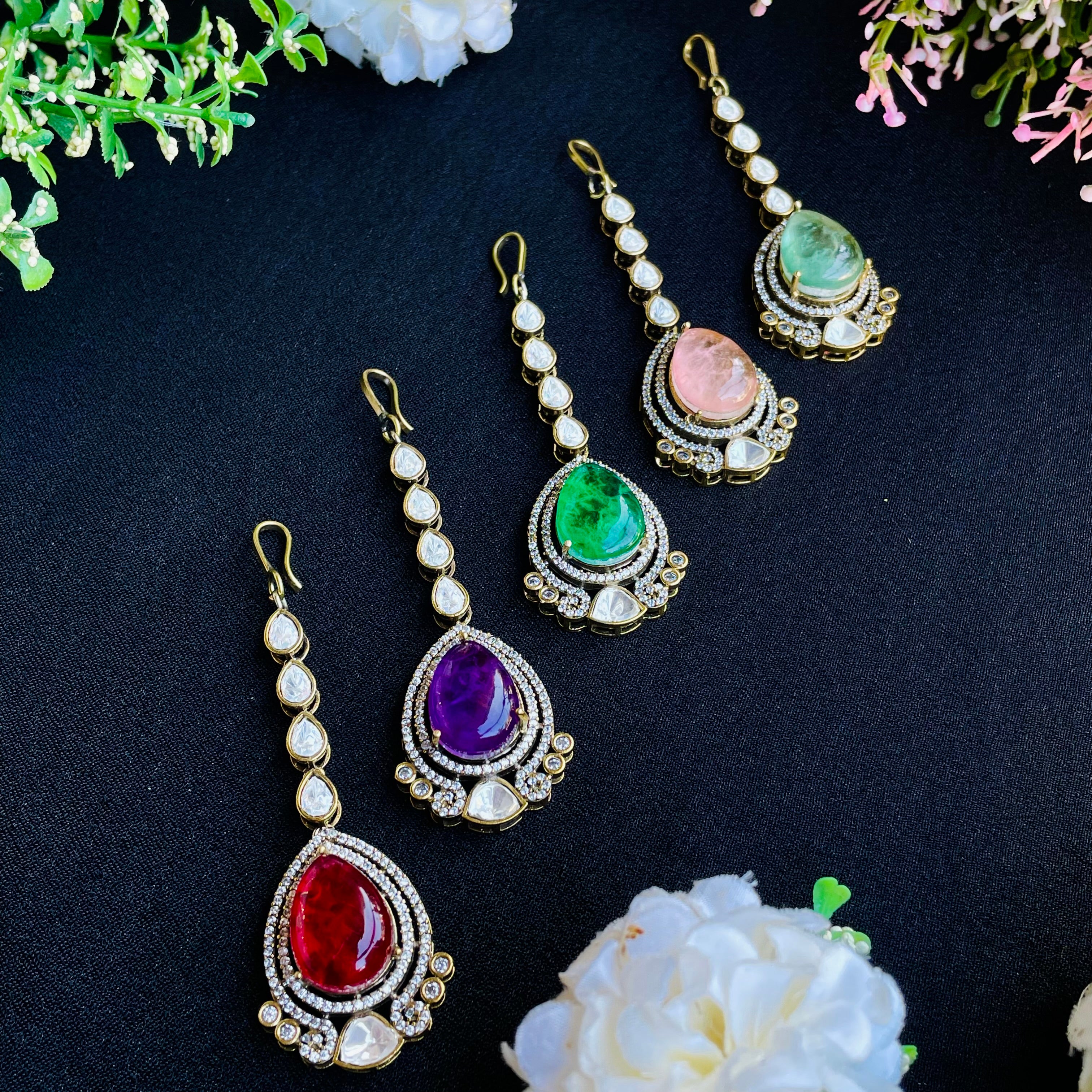 Nayaab Zaveri Polki Tikka