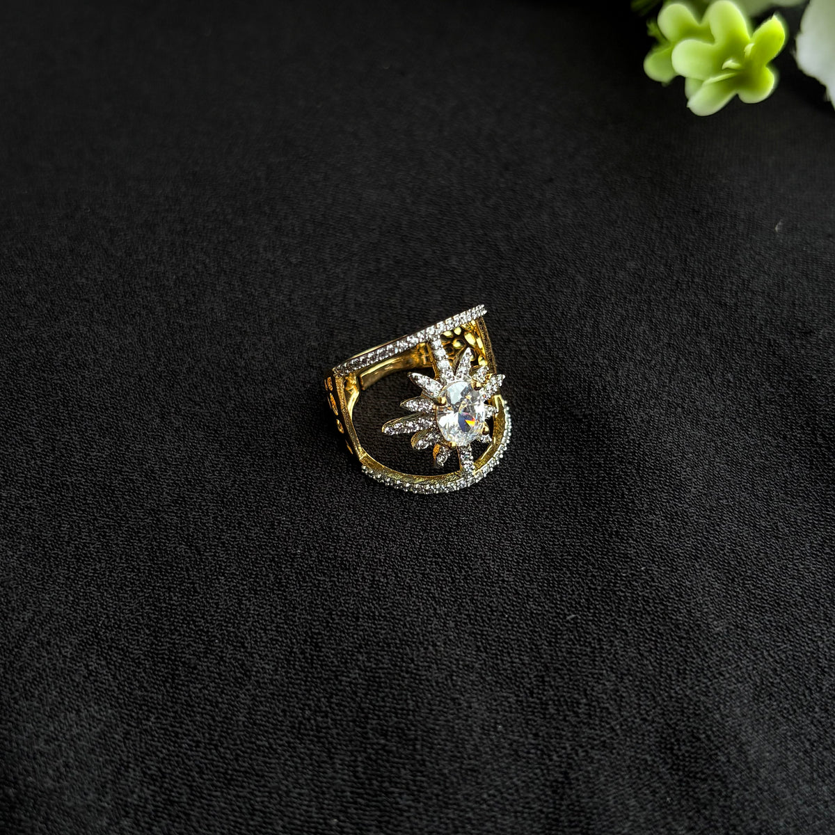 Vaidhika Ring