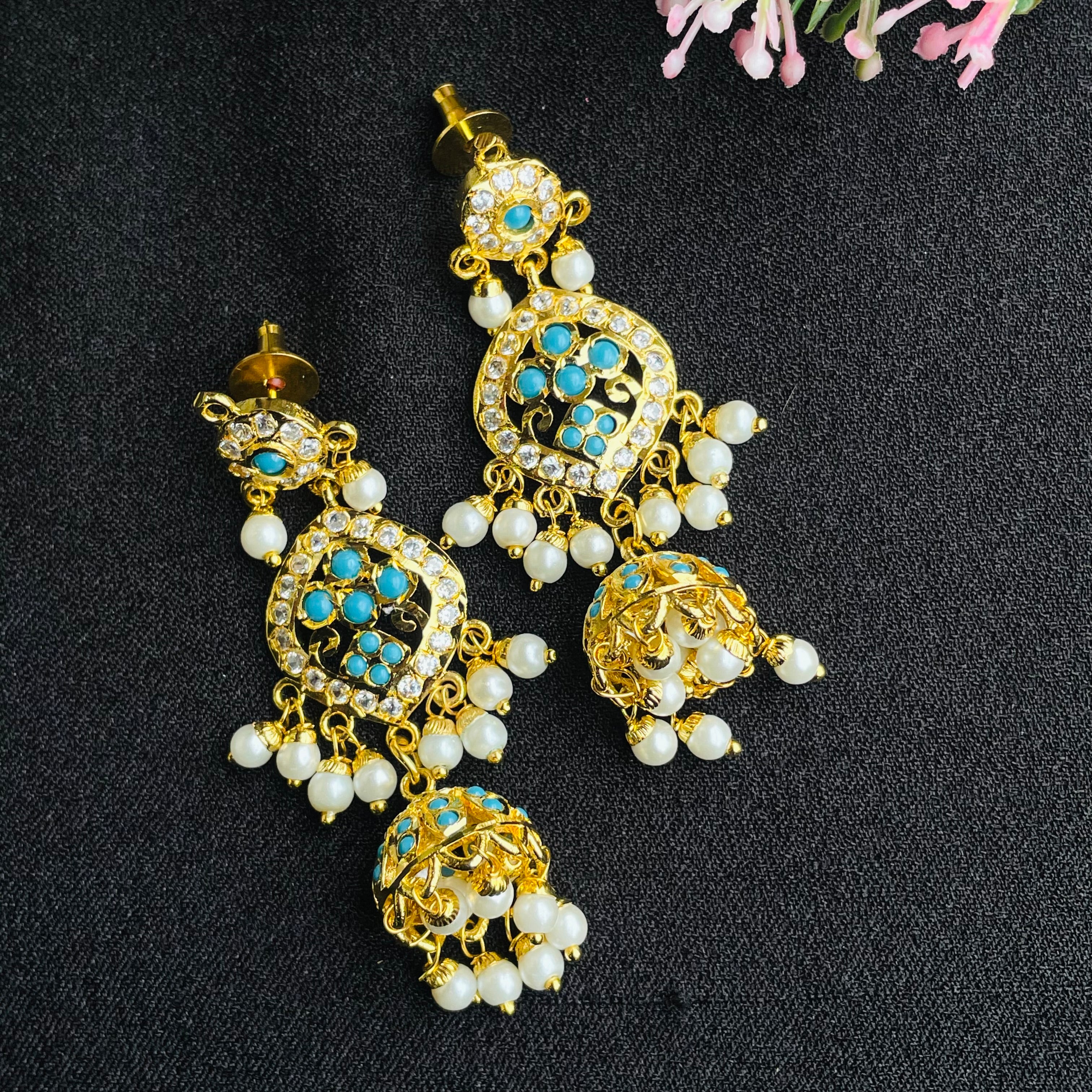 Nayaab Aarohi Jhumki