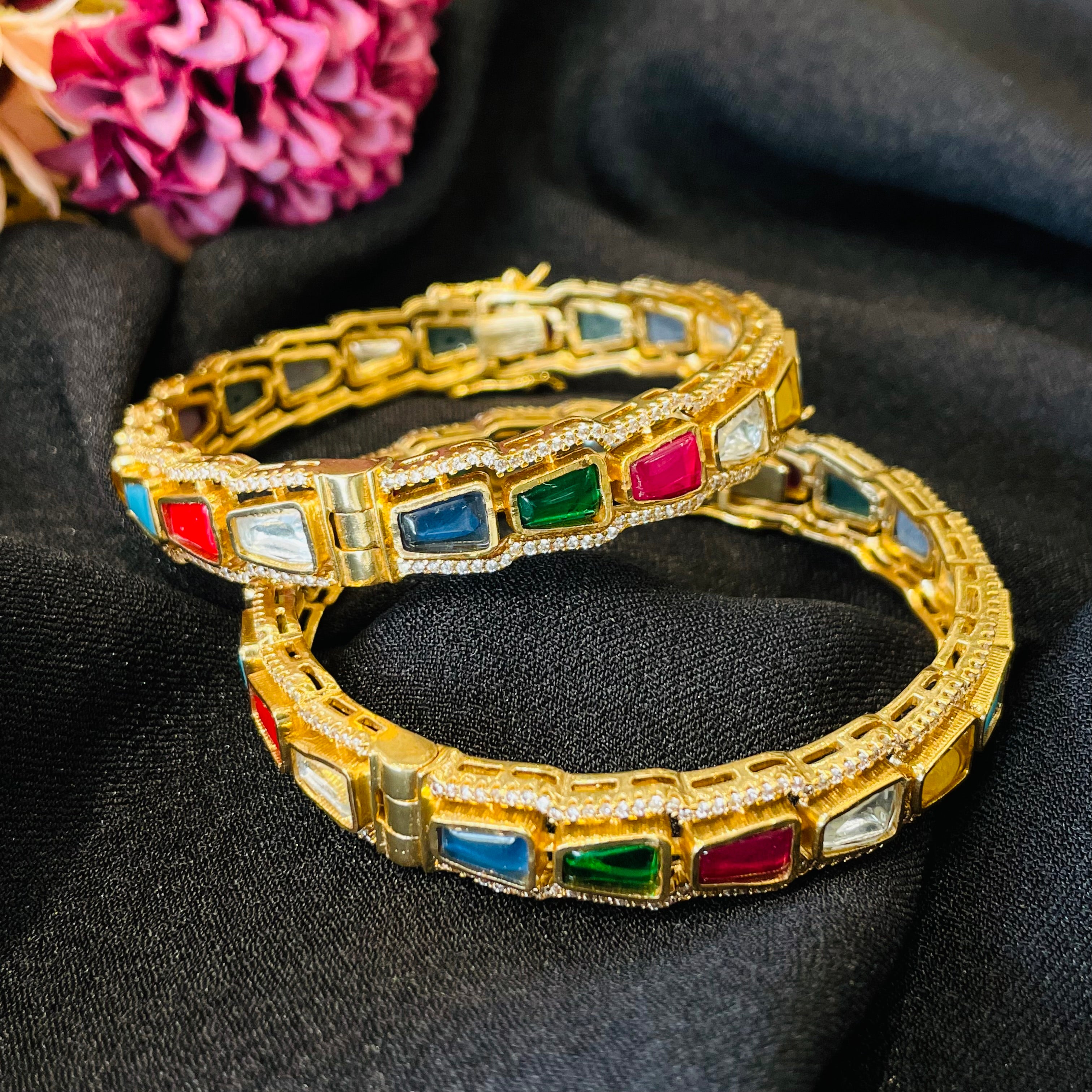 Nayaab Mahi Polki Bangles