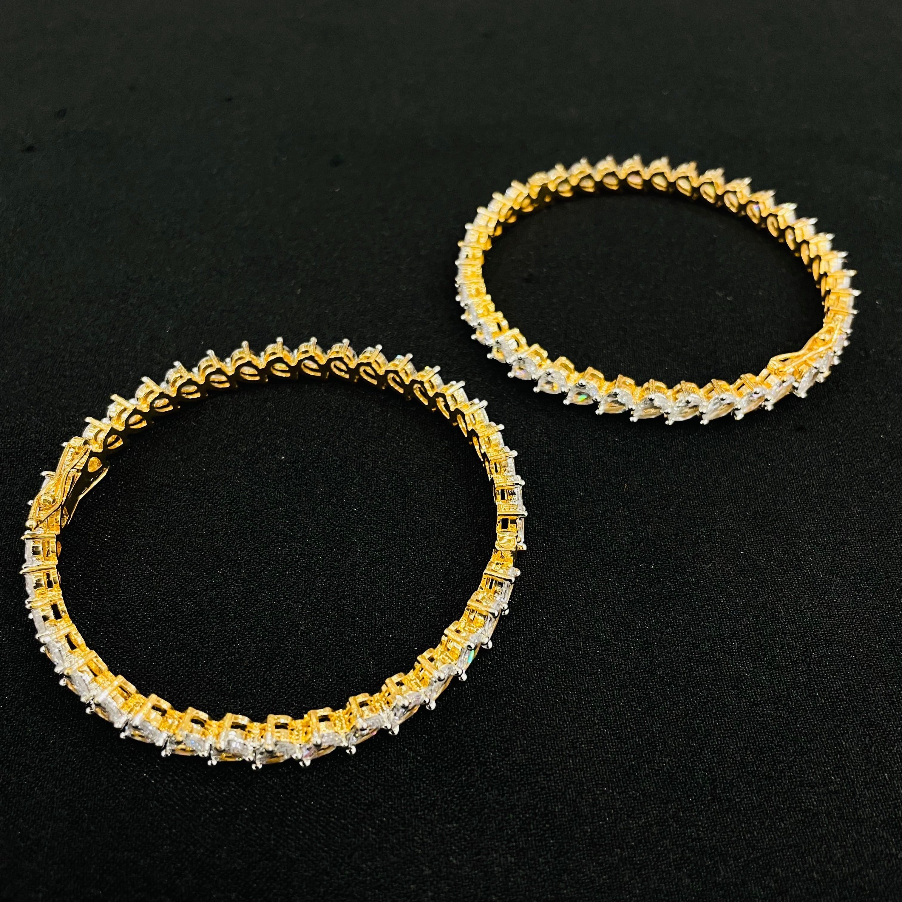 Nayaab lily bangles