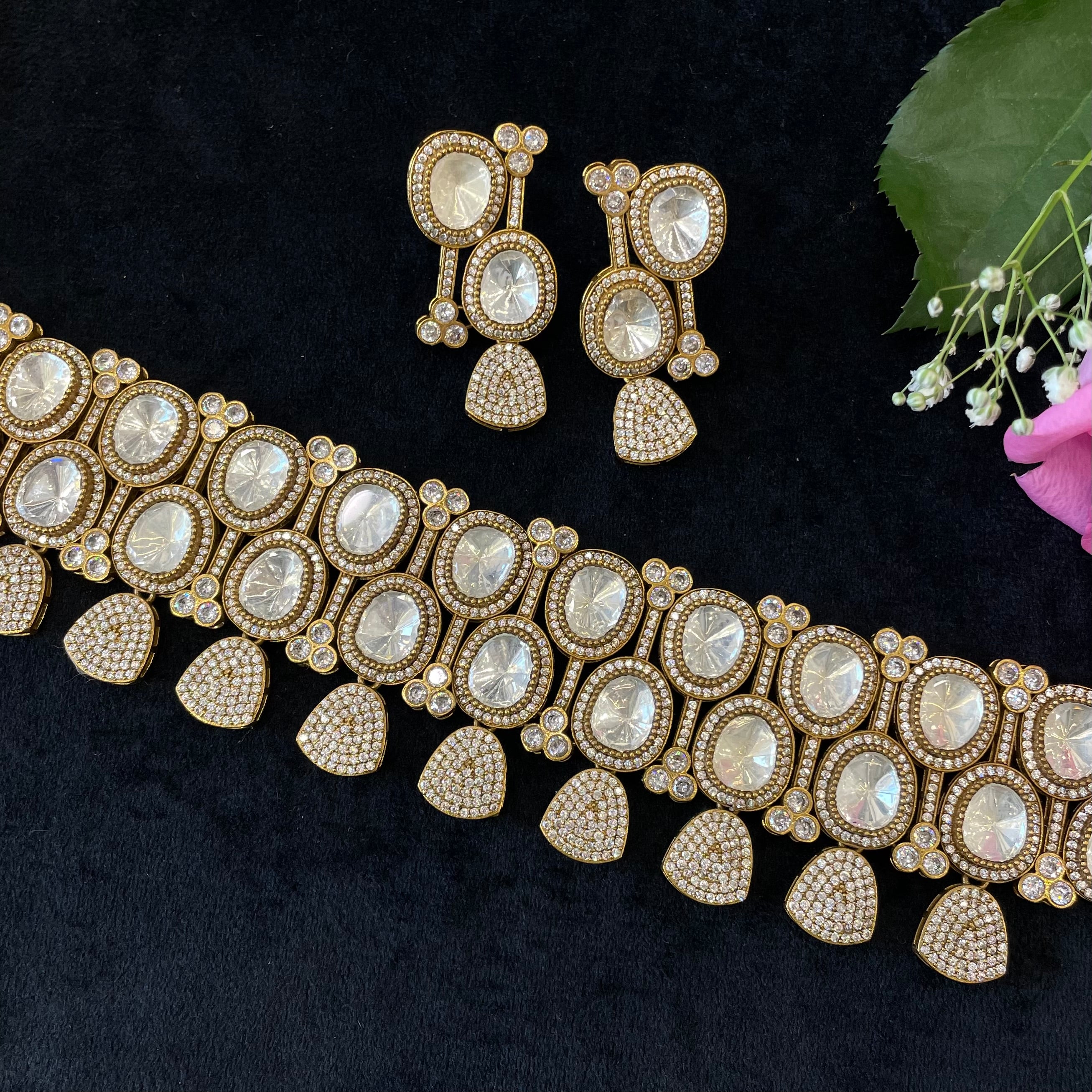 Nayaab Meher polki Choker