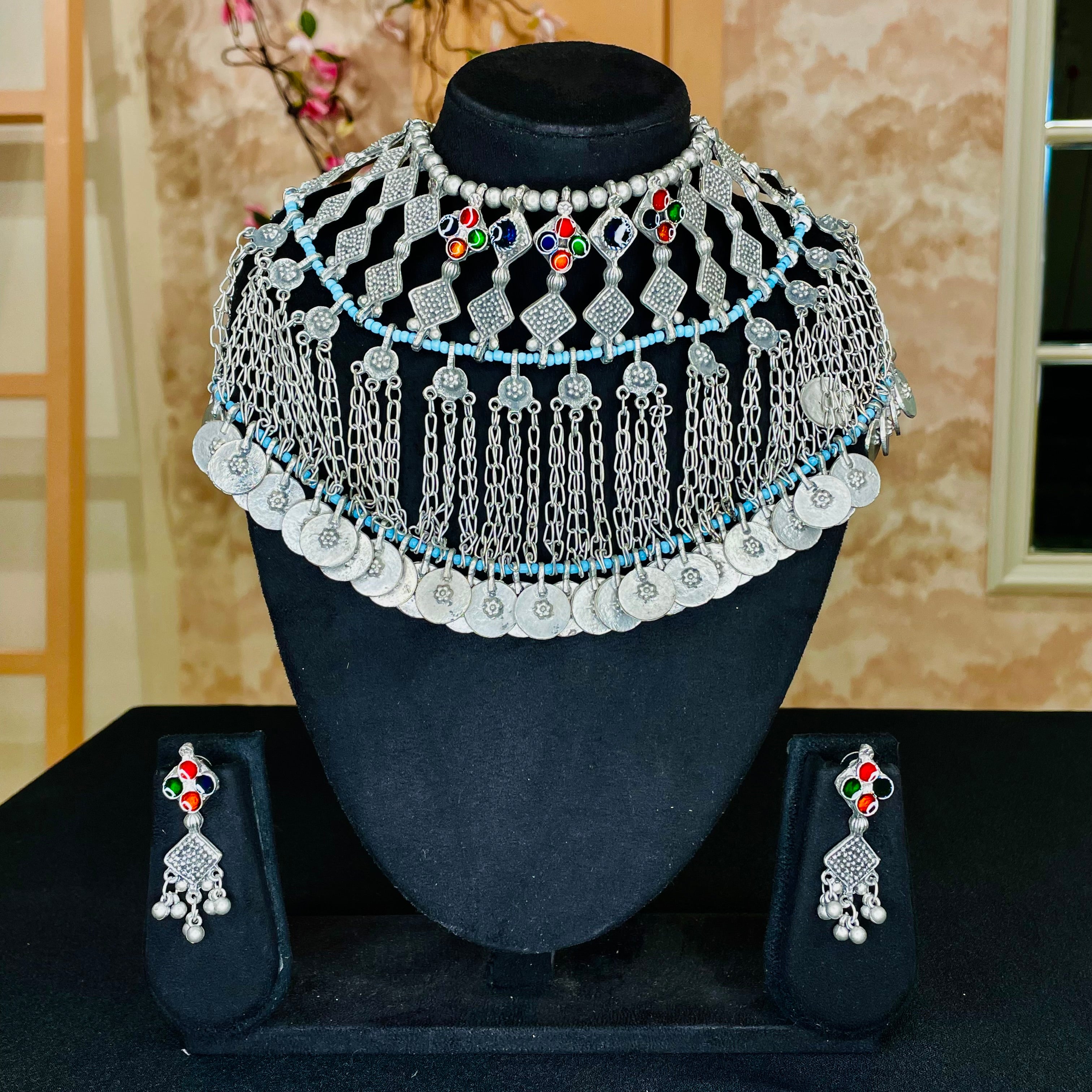 Inara Sujan Neckpiece
