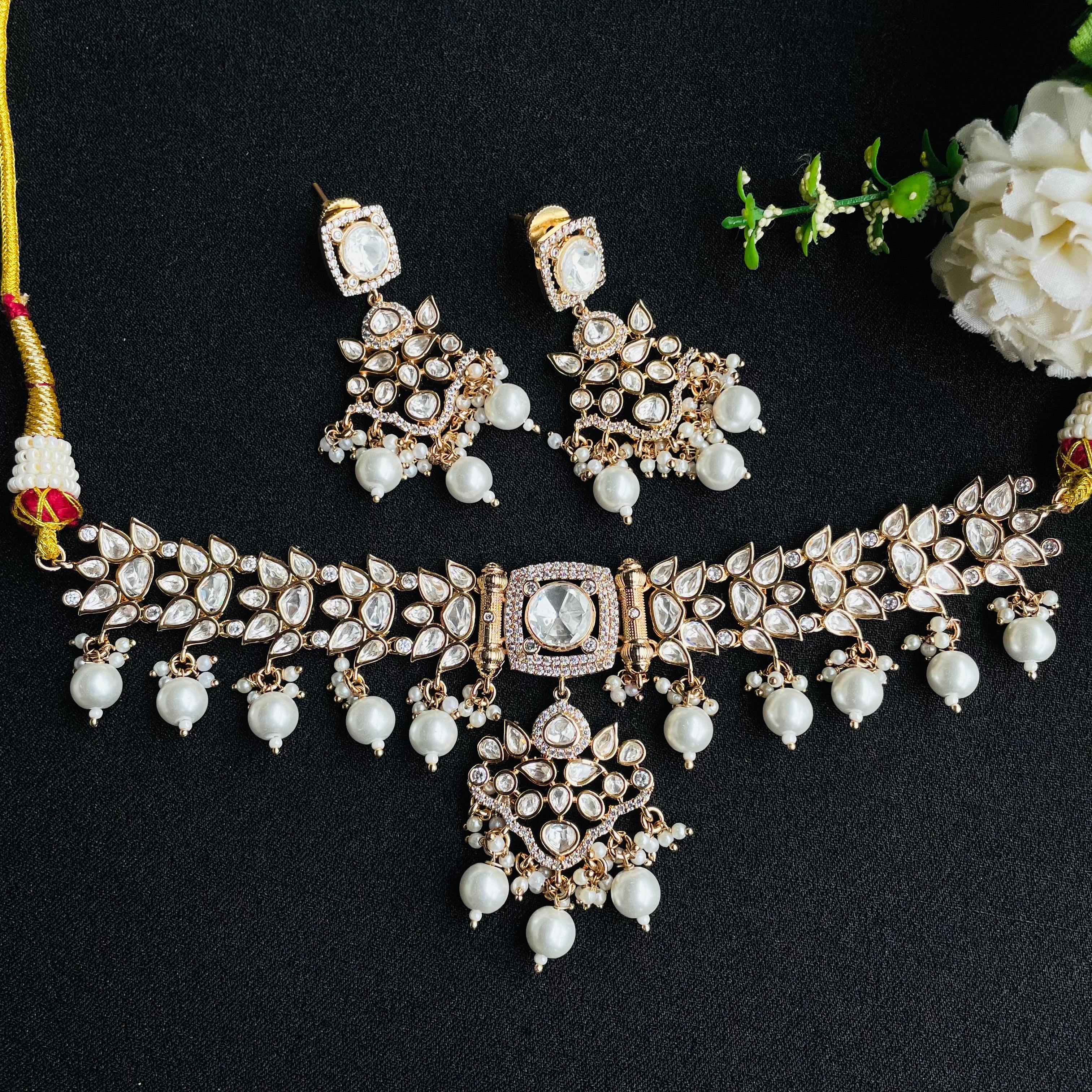 Nayaab bhavika Polki Choker