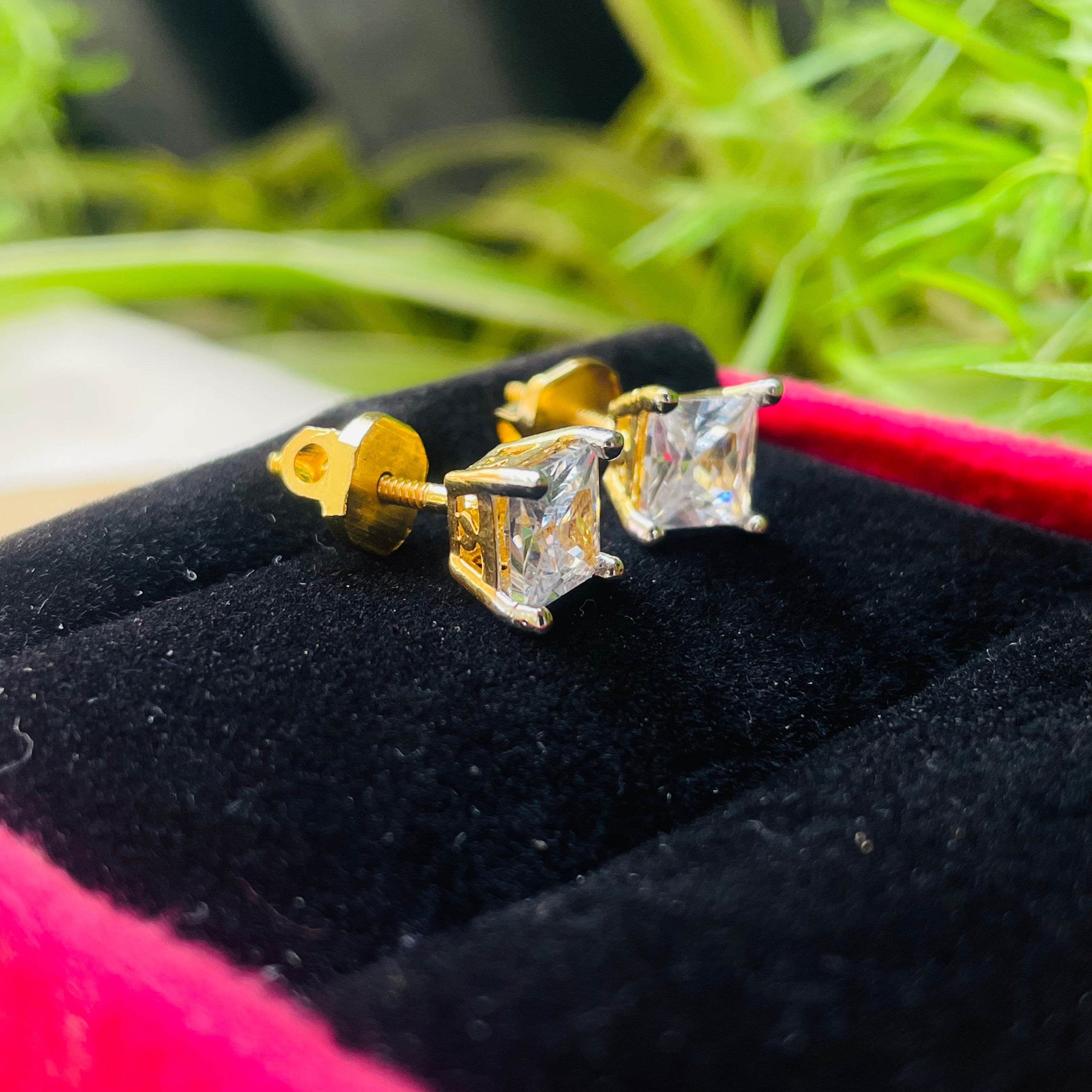 Ad Lilac studs