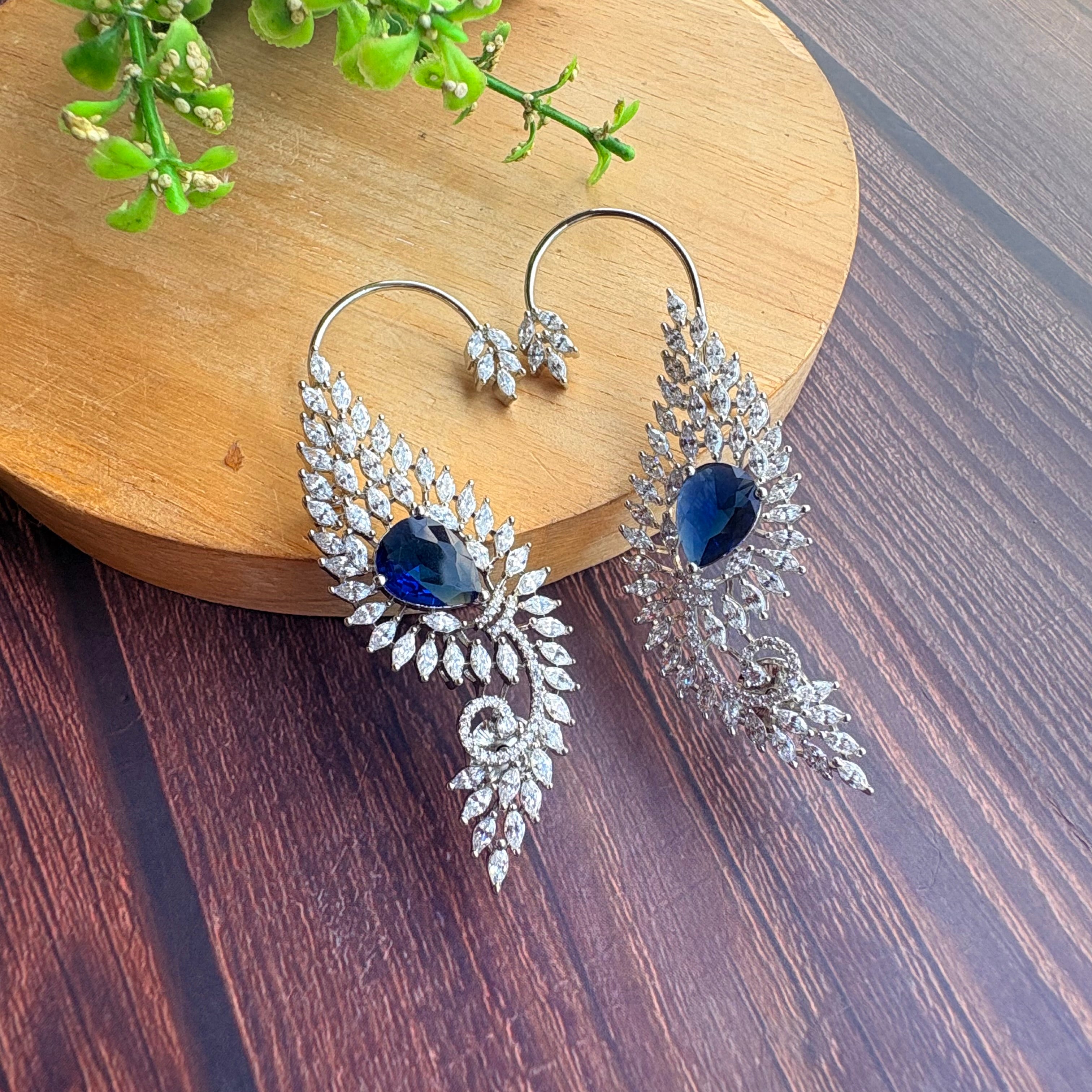 Ad Elara Ear Cuff