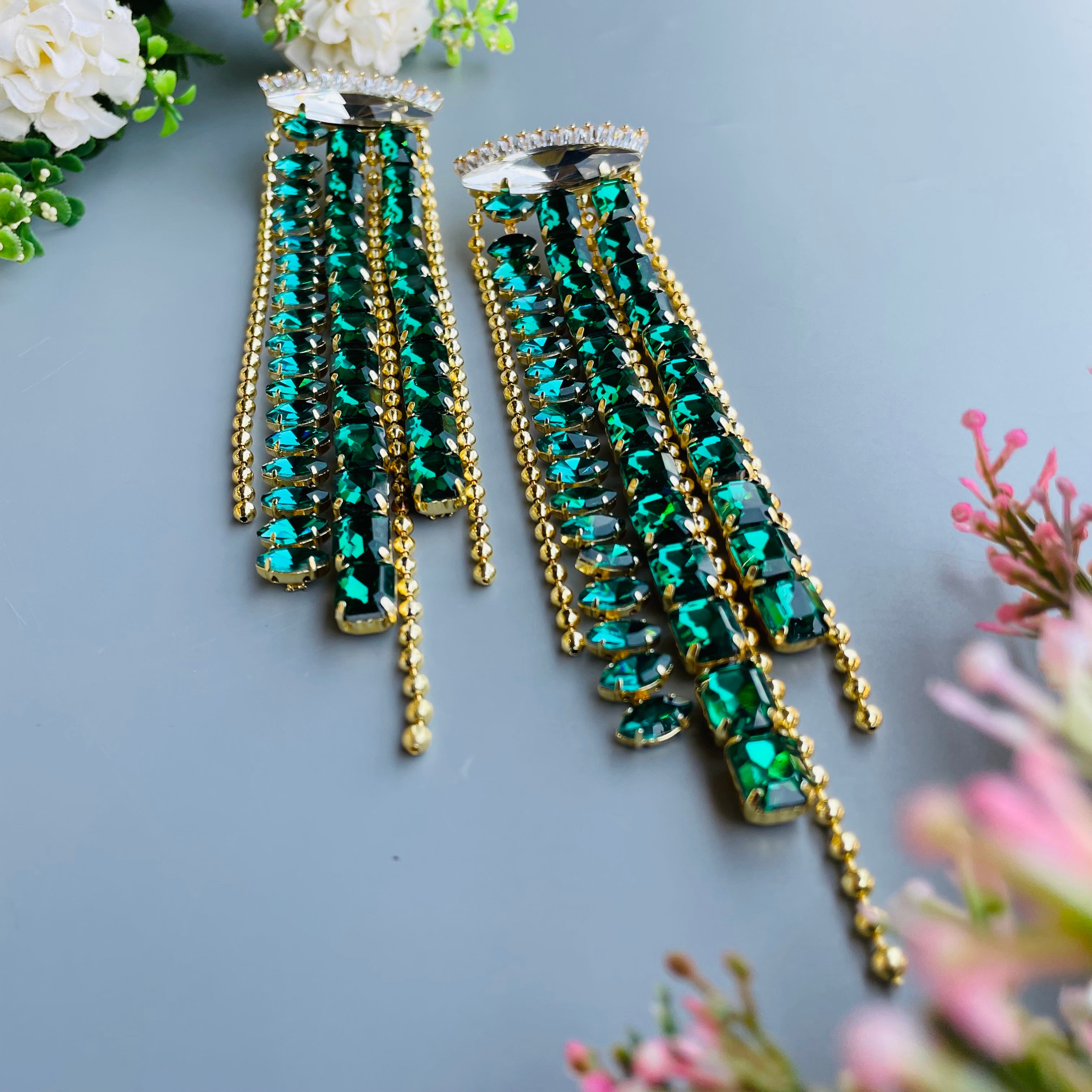 Layla Hellie Earrings