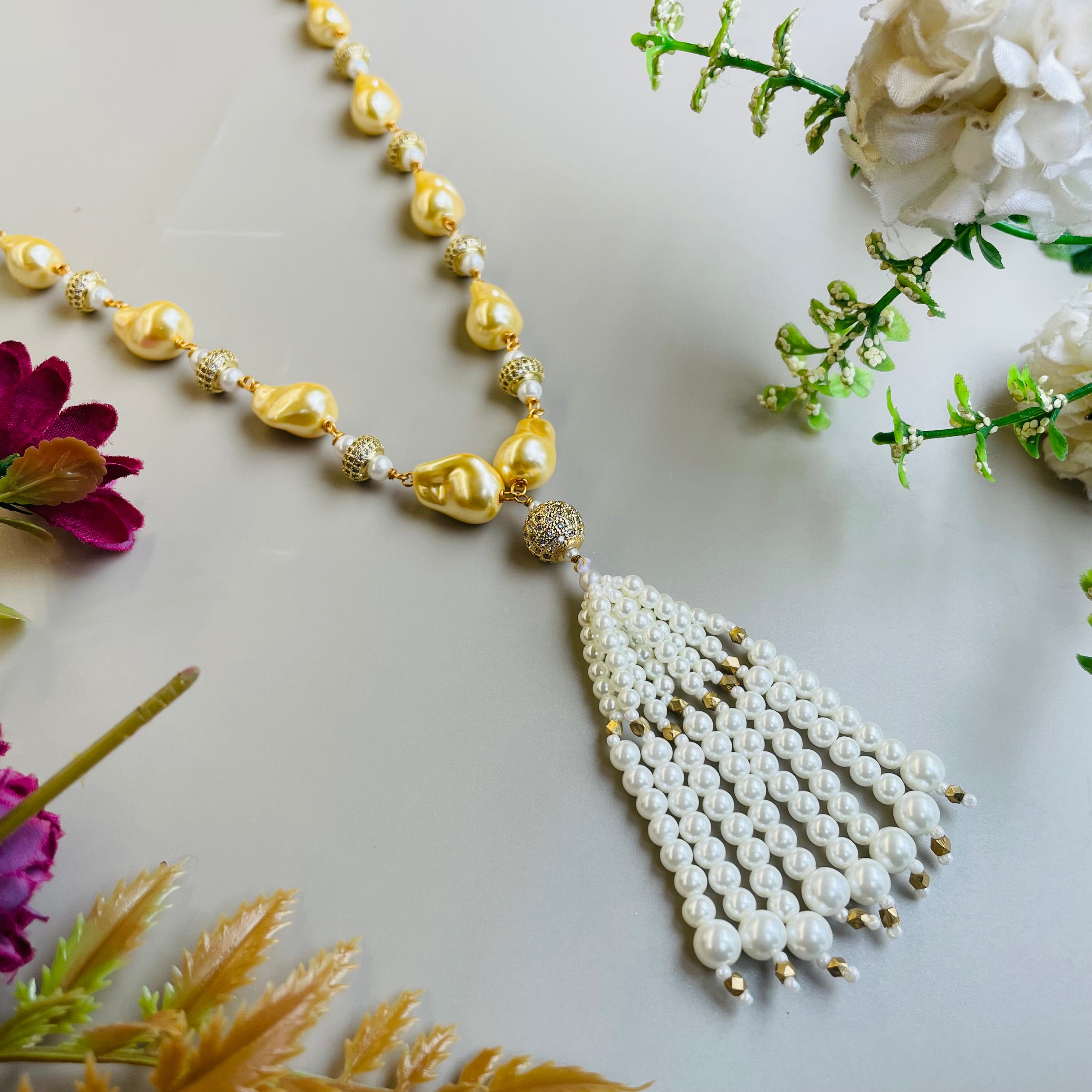 Ad Navya pearl mala