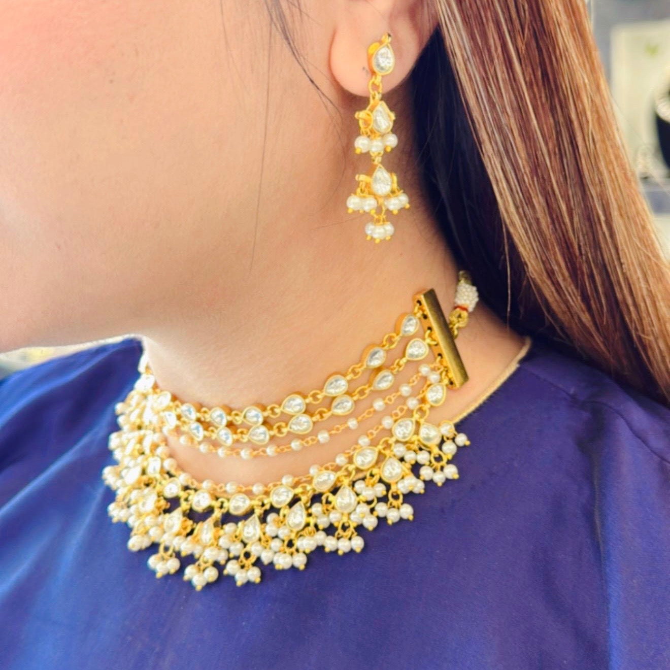 Nayaab aarohi pearl choker