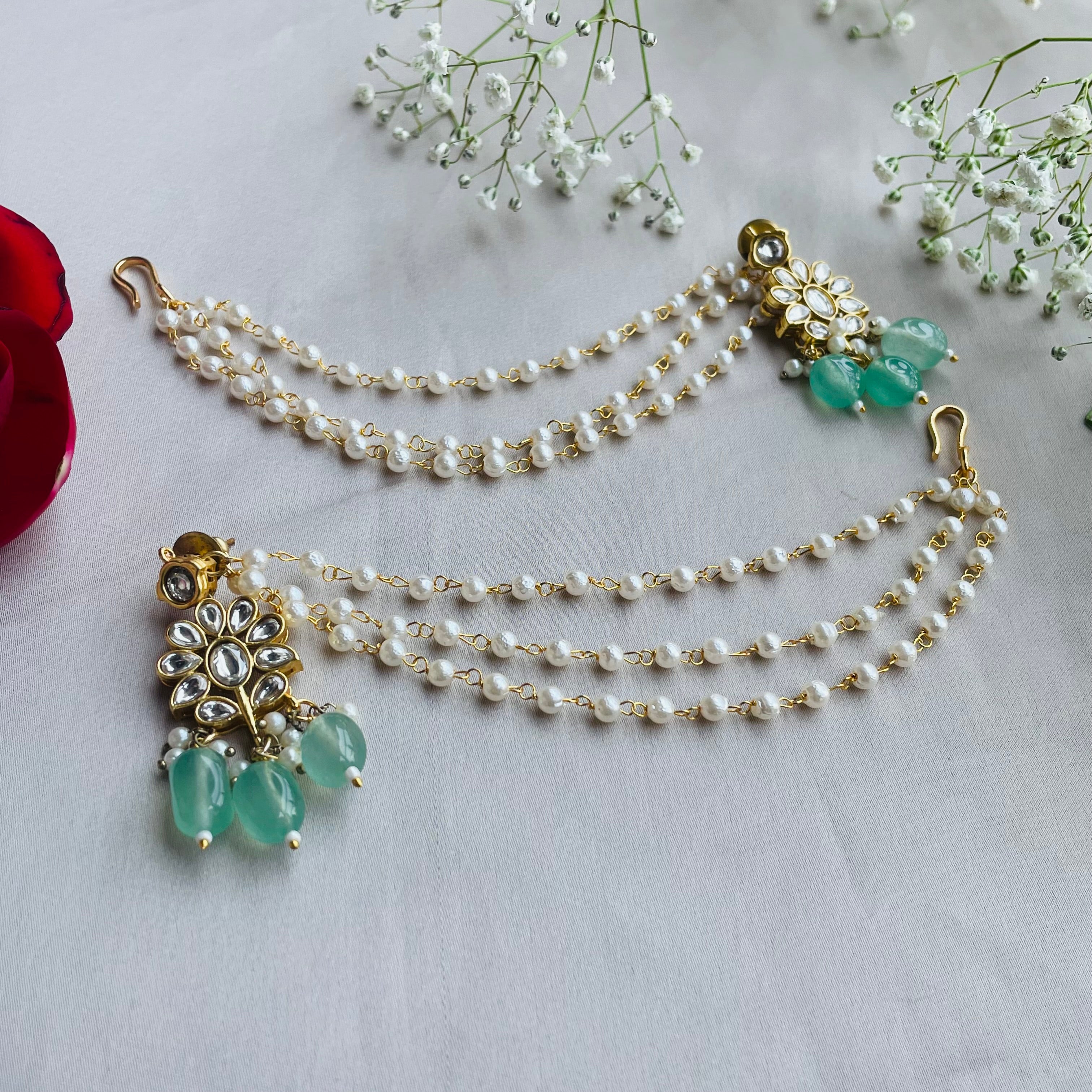 Nayaab Sara Kundan Neckpiece