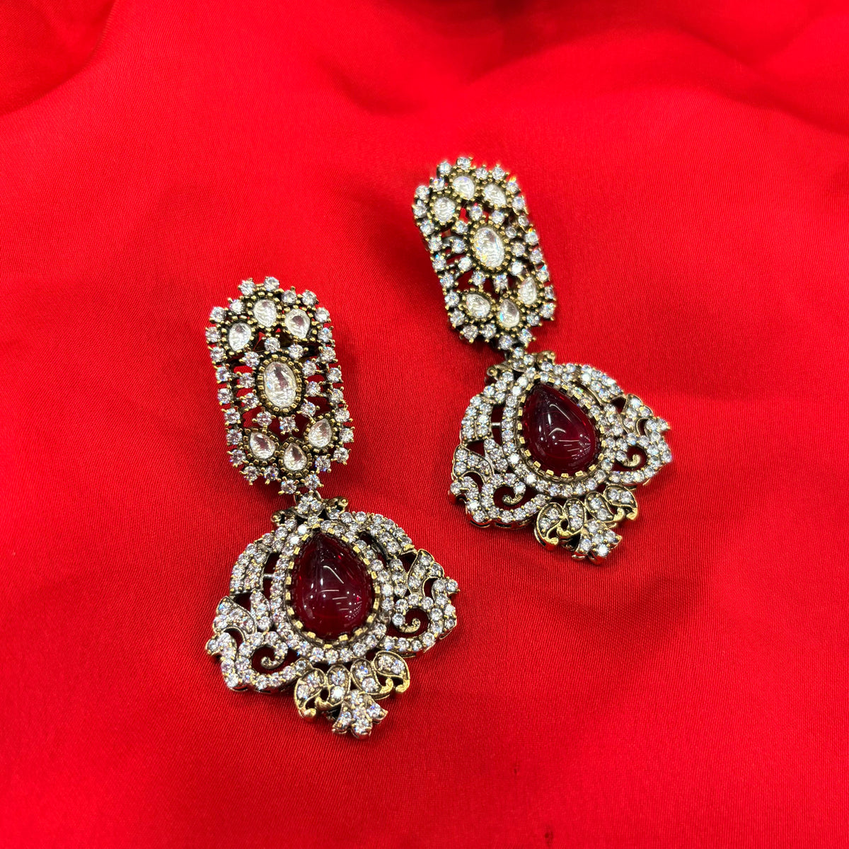 Rang Neckpiece