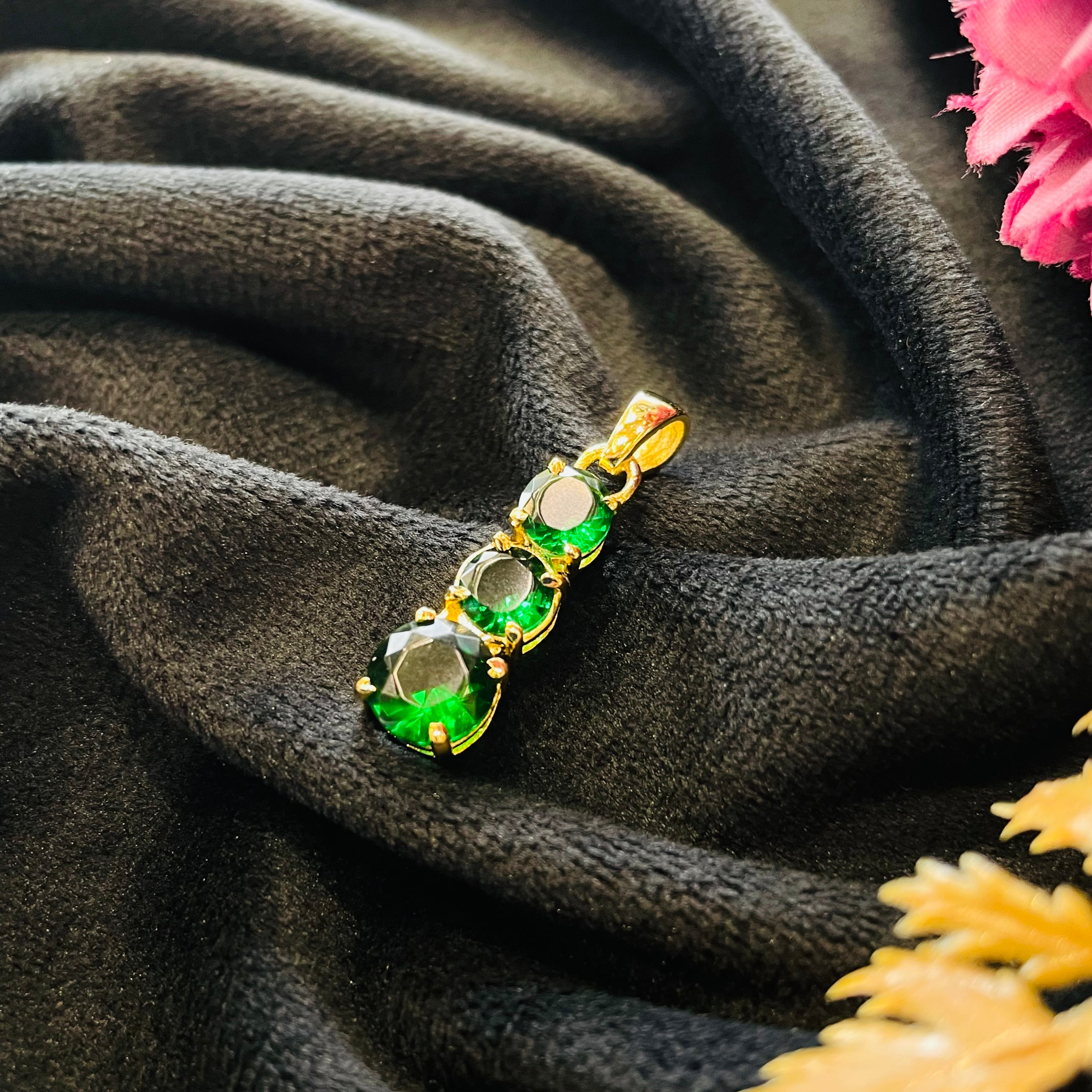 Vs Sterling Silver Pendant 03 3g Gold Polish