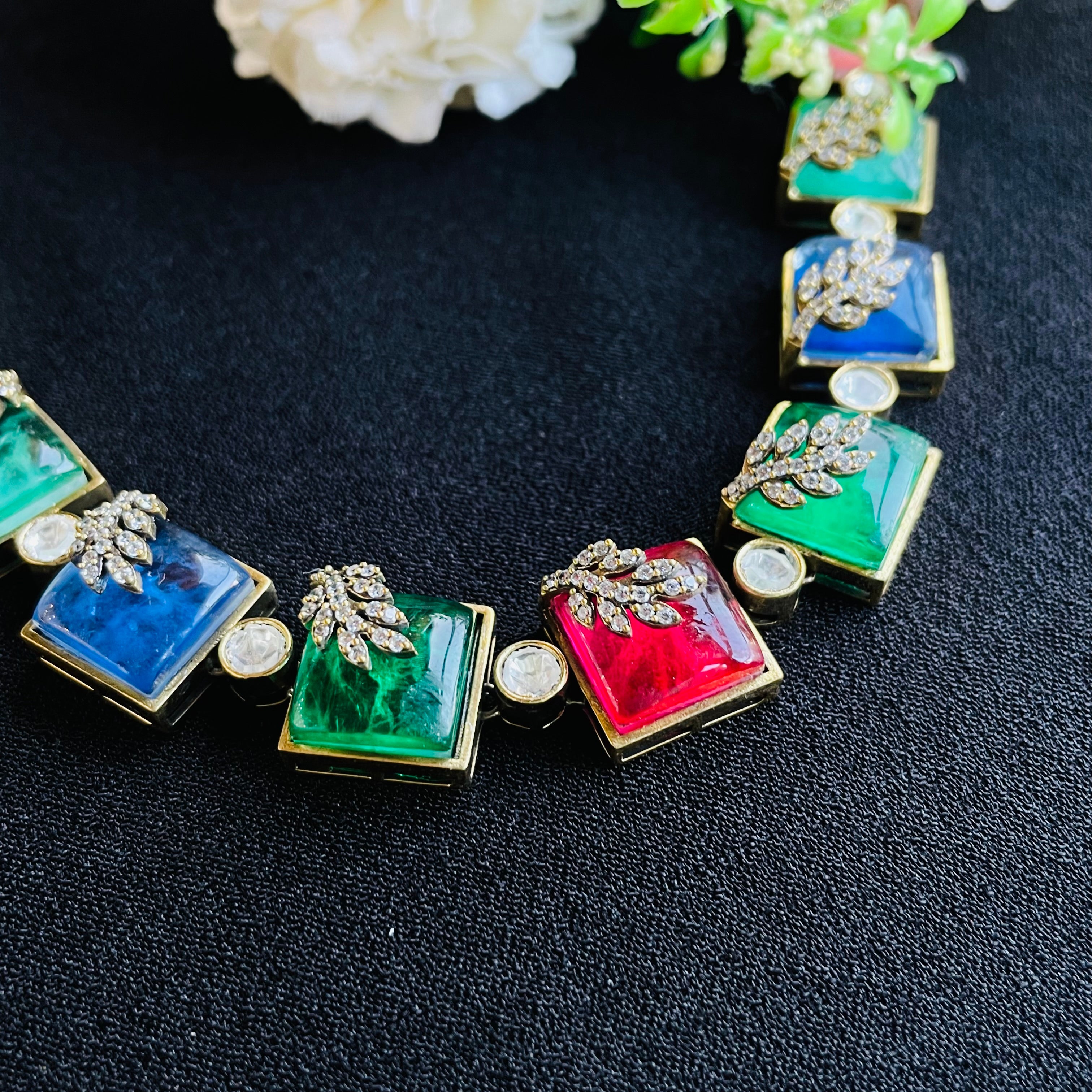 Nayaab deepa polki neckpiece