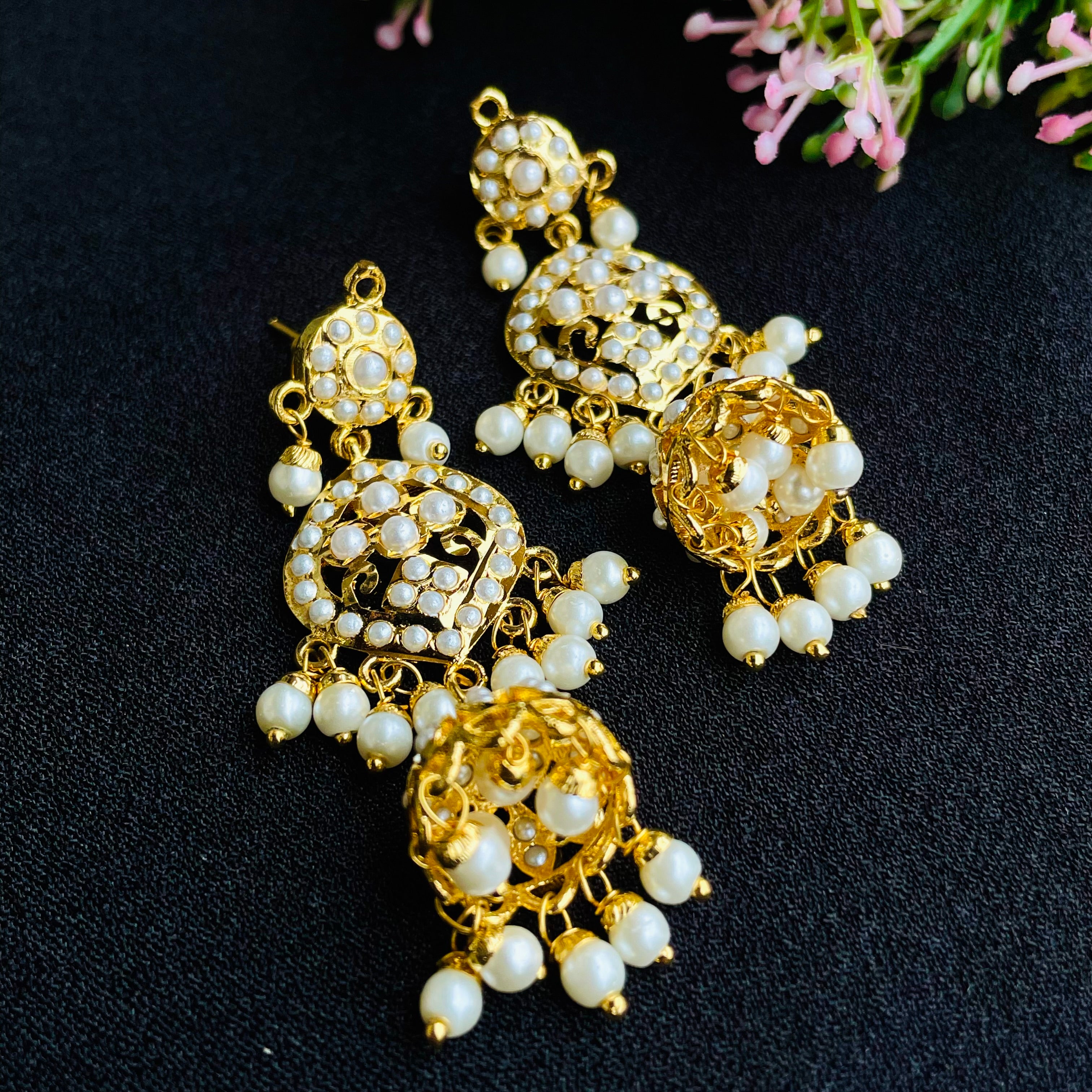 Nayaab Aarohi Jhumki