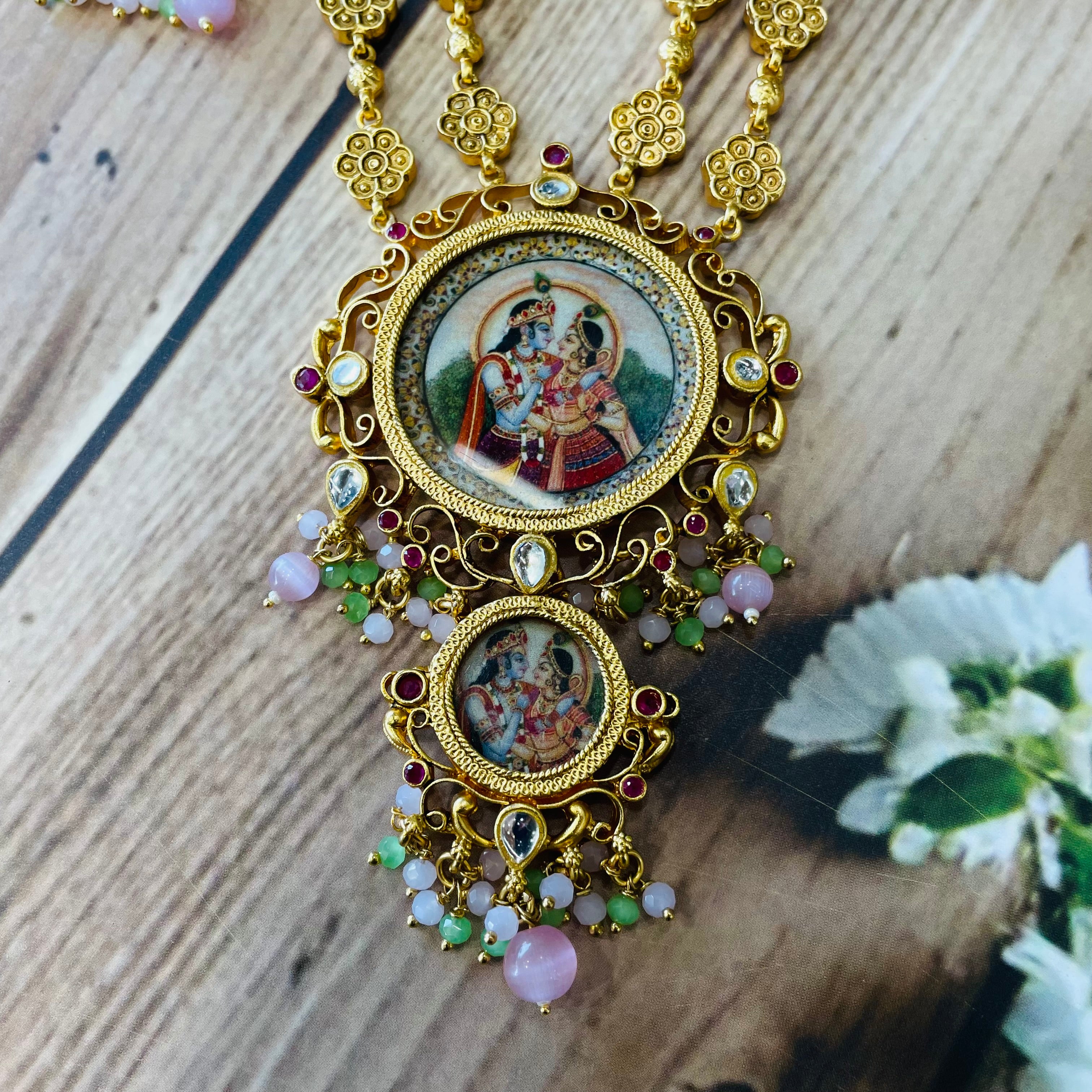 Nayaab Shree Radha Krishna Neckpiece