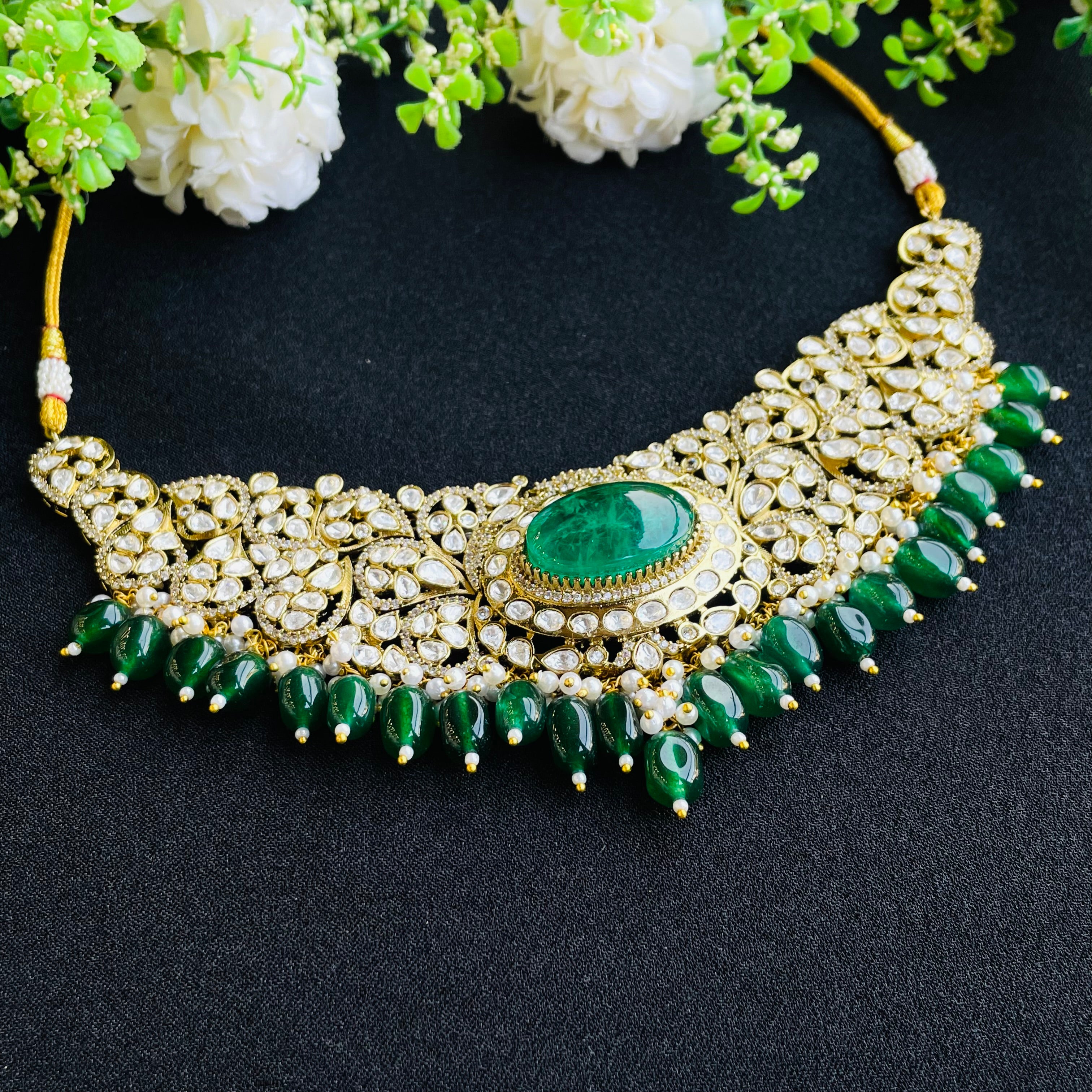 Nayaab Akriti Polki Neckpiece