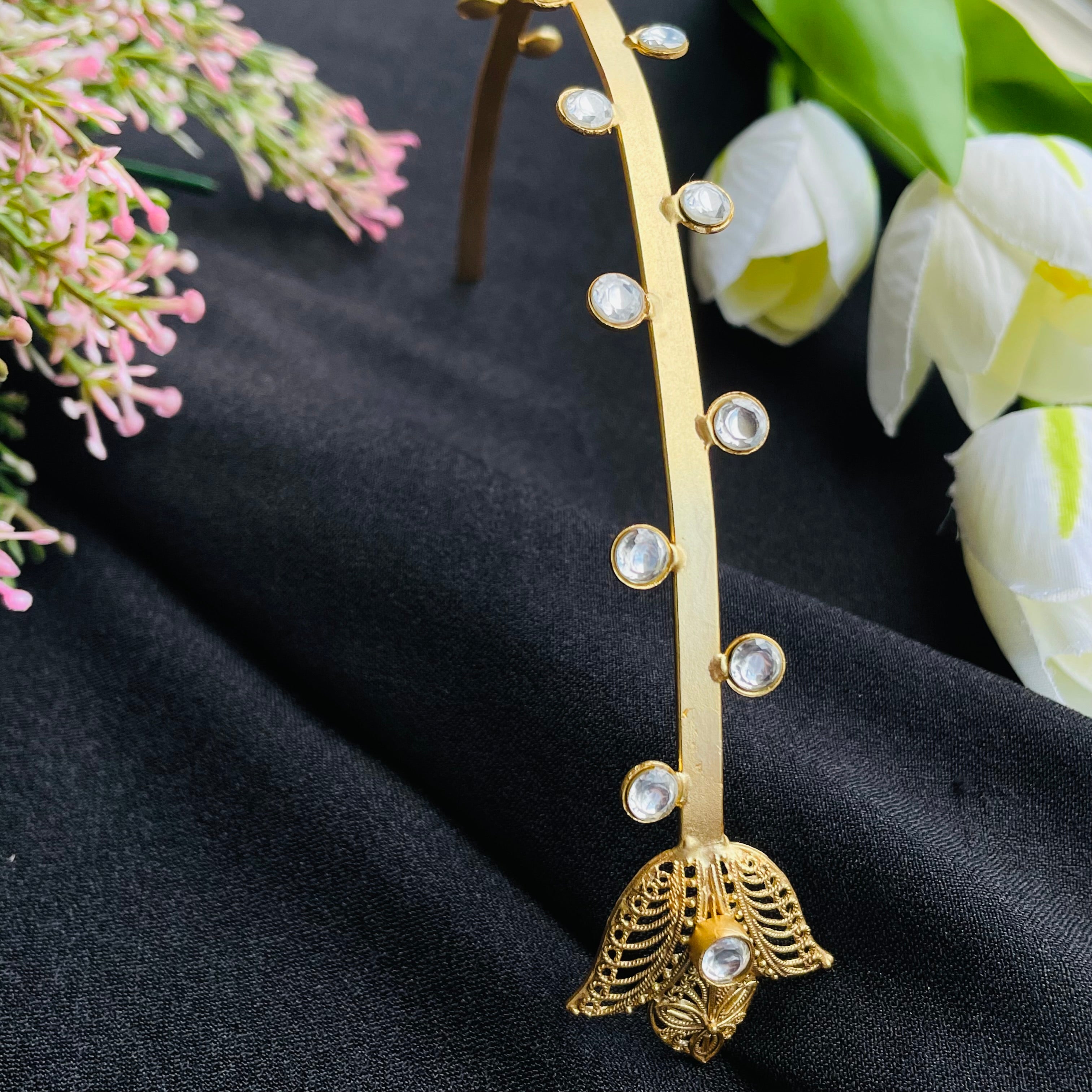 Nayaab metal Polki Mang Tikka 02