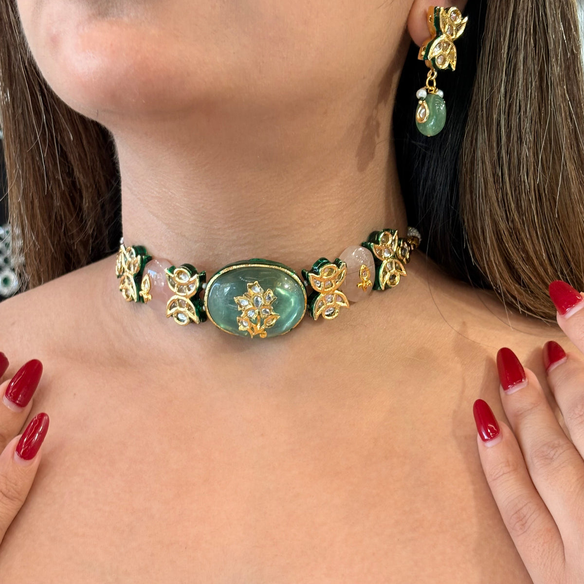 Nayaab Kashvi Choker