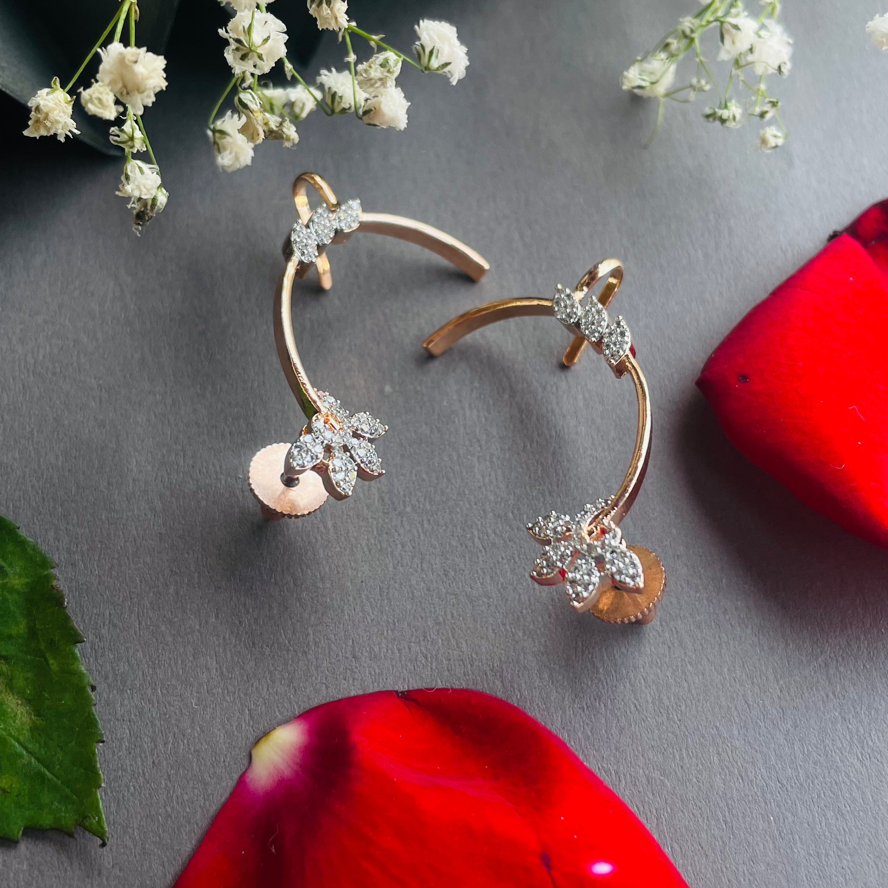 Ad Rose Earcuff