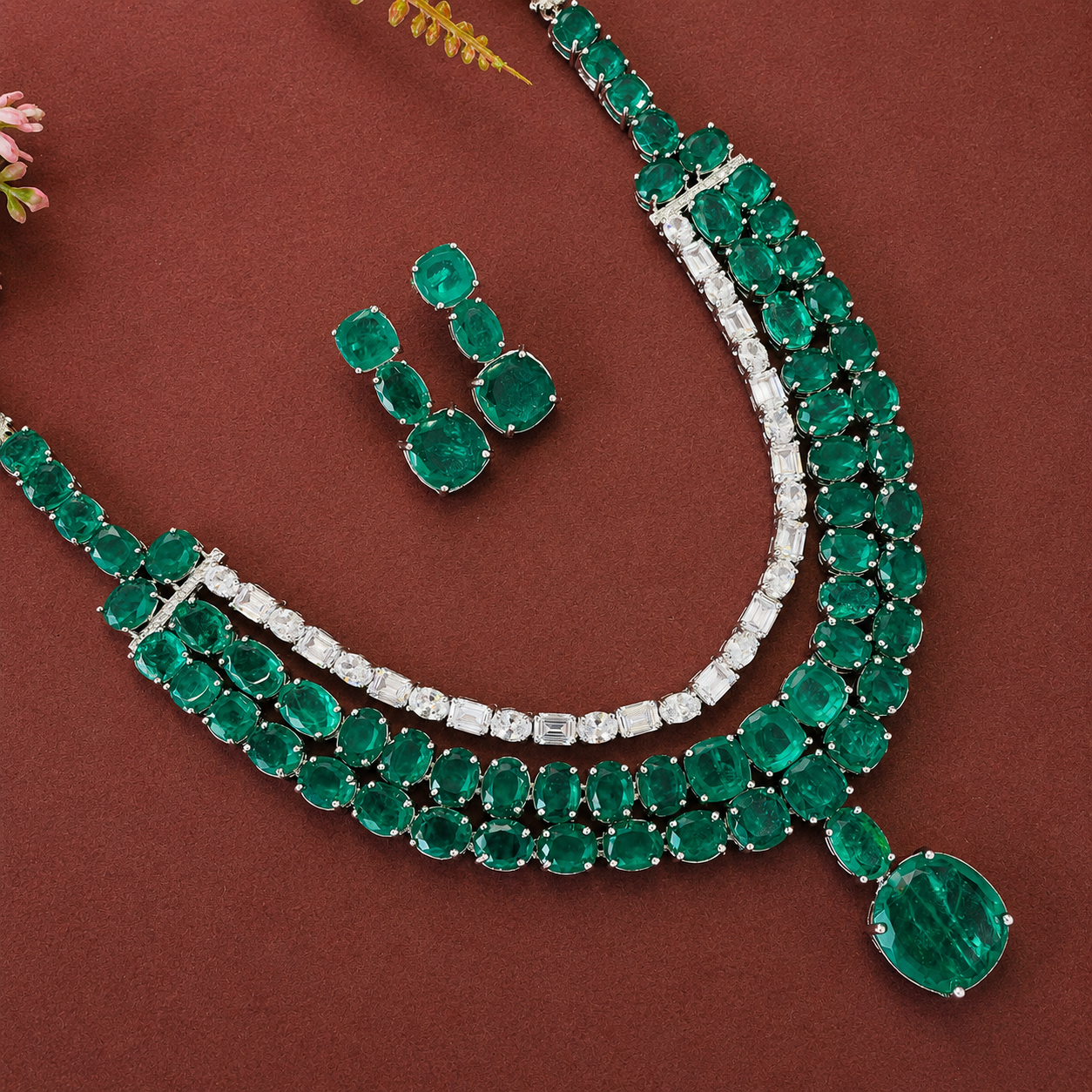 Ad Amaira Neckpiece