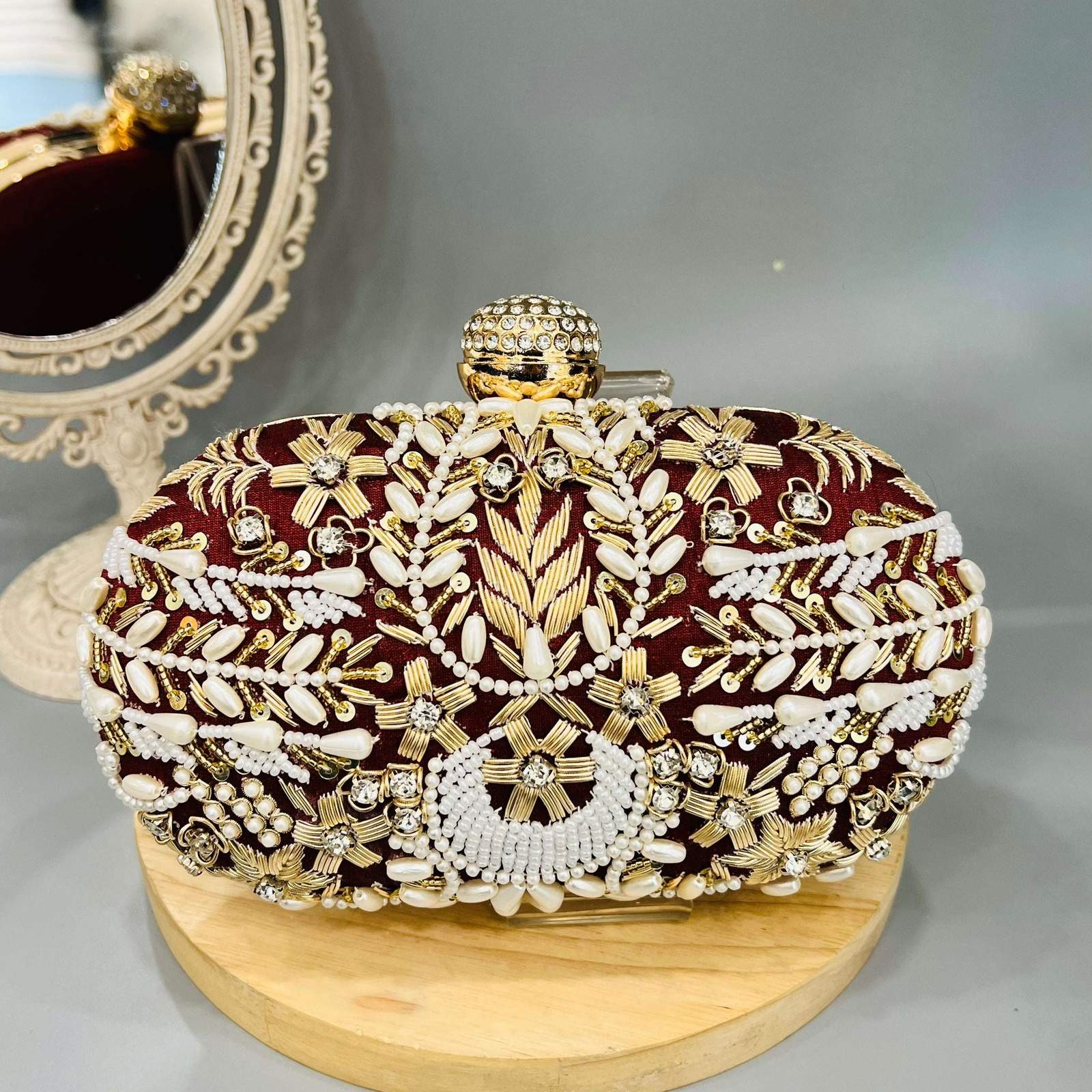 Vs Velvet Embroidery Clutch Mehroon