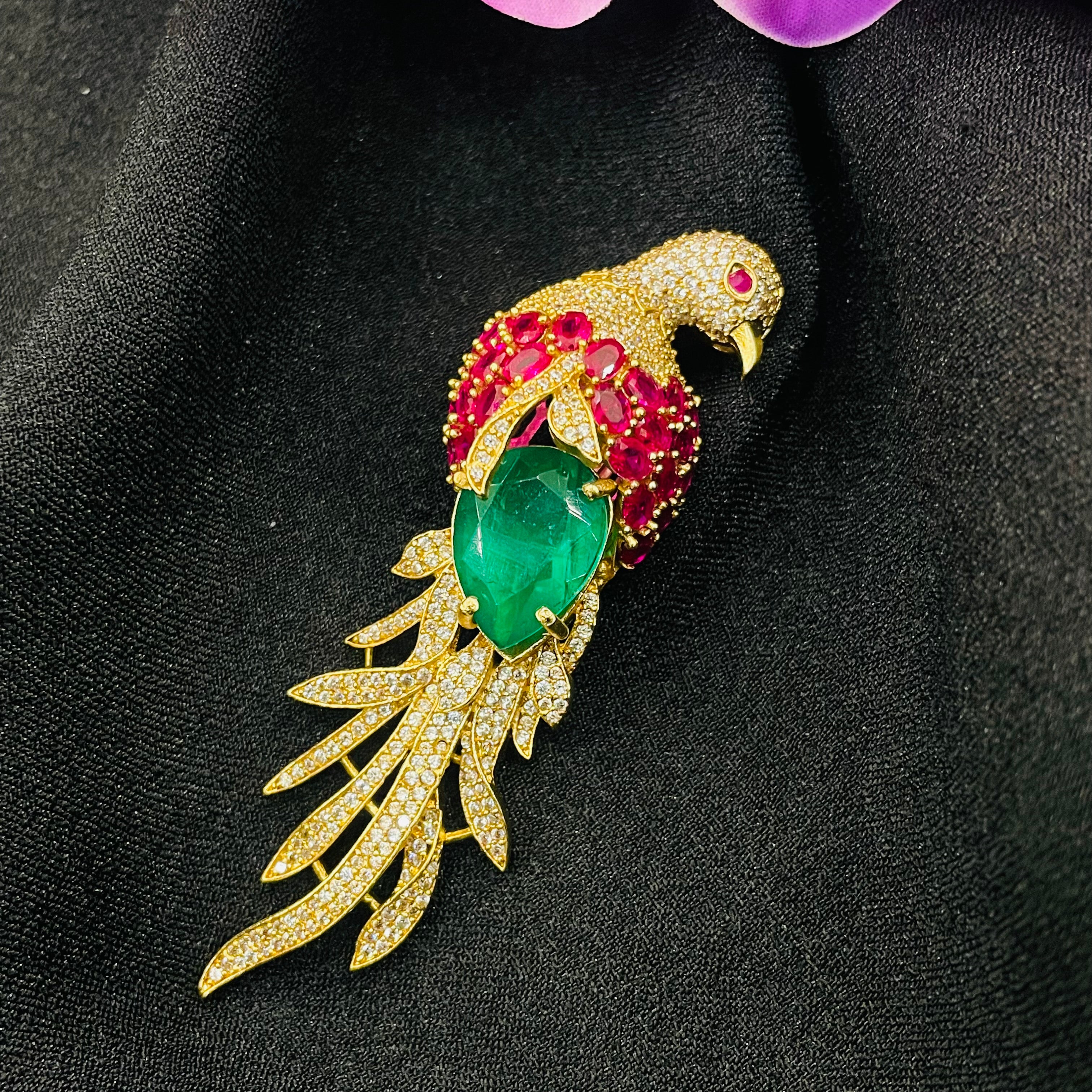 Nayaab kayra brooch