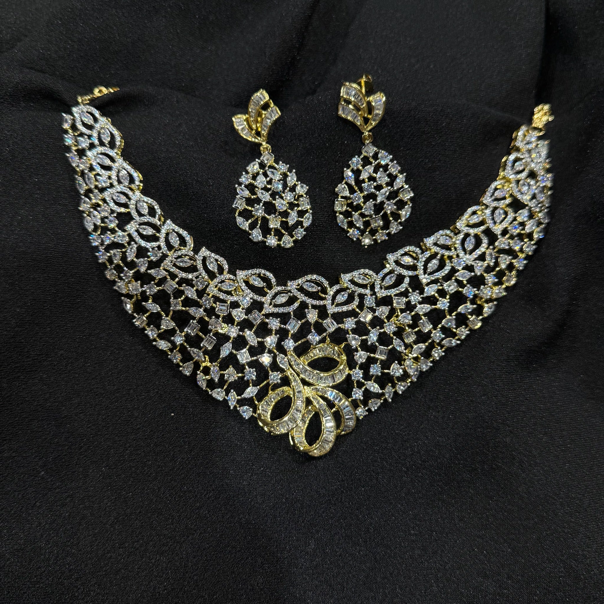 AD Zoyaal Neckpiece