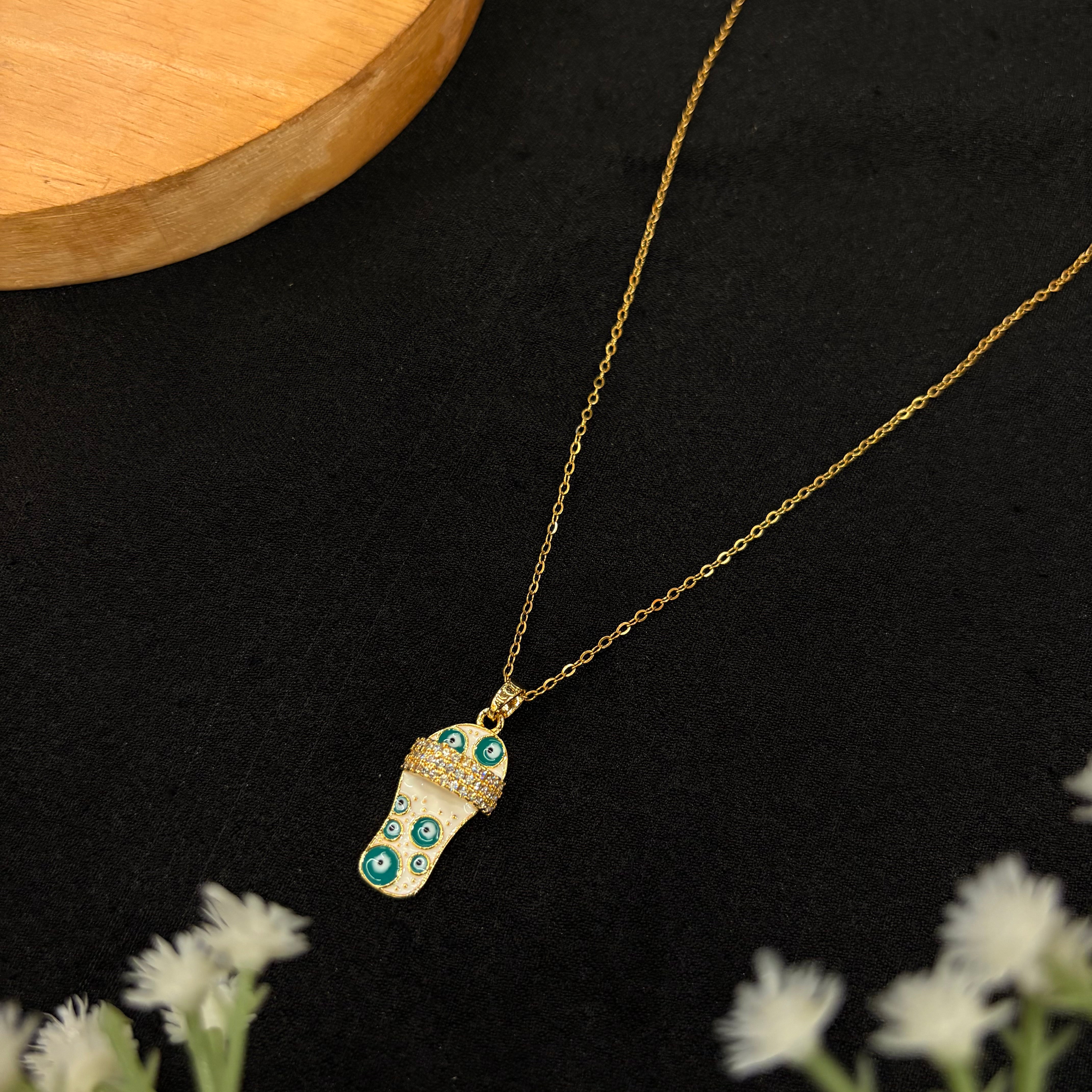 Nazarika Pendant
