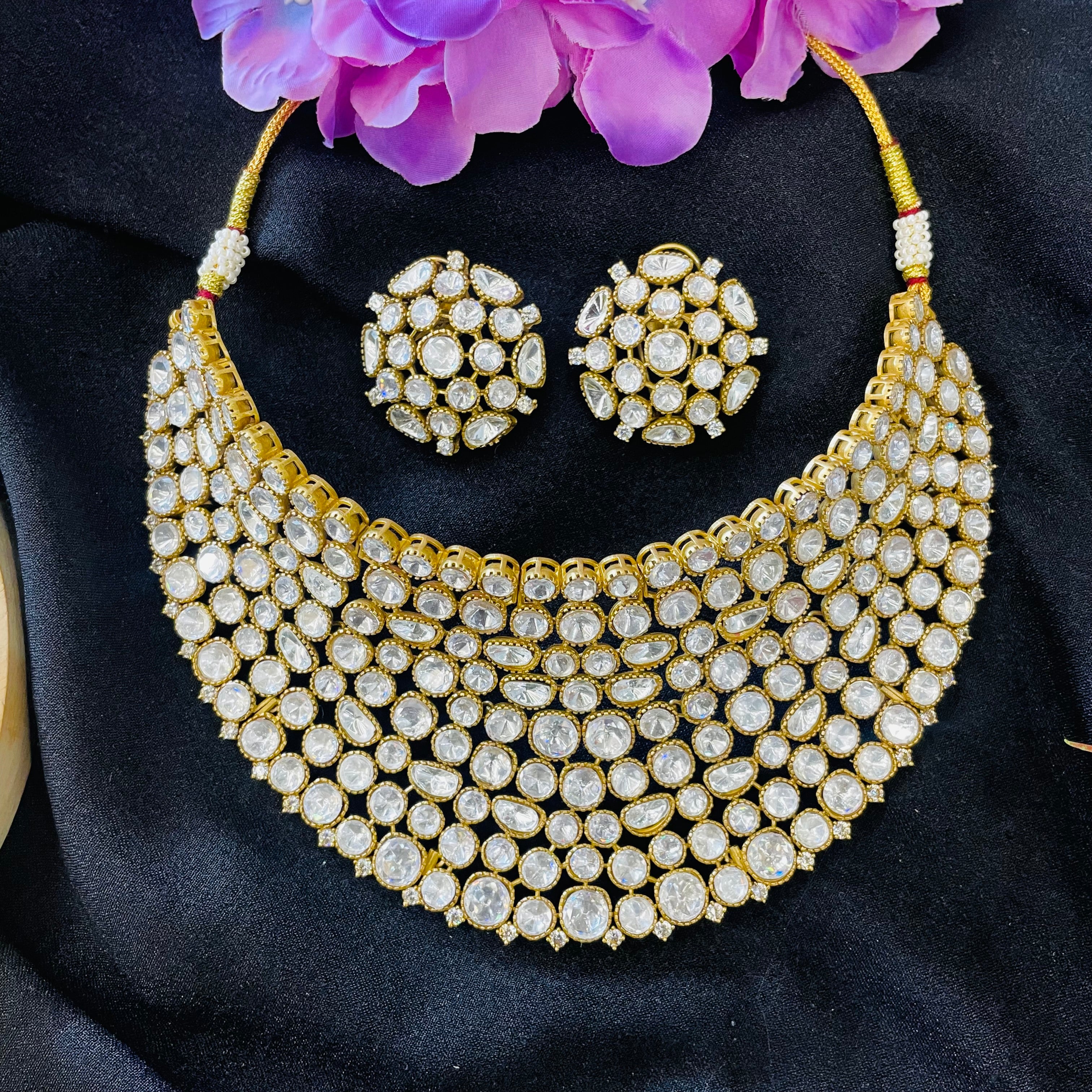 Nayaab Navya Neckpiece