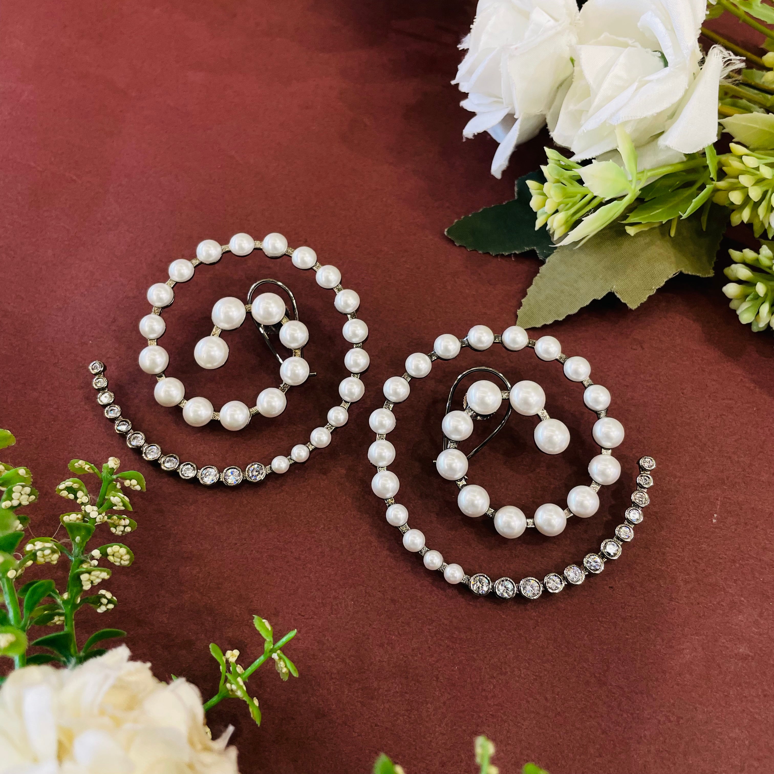 Layla Mishka pearl Earrings