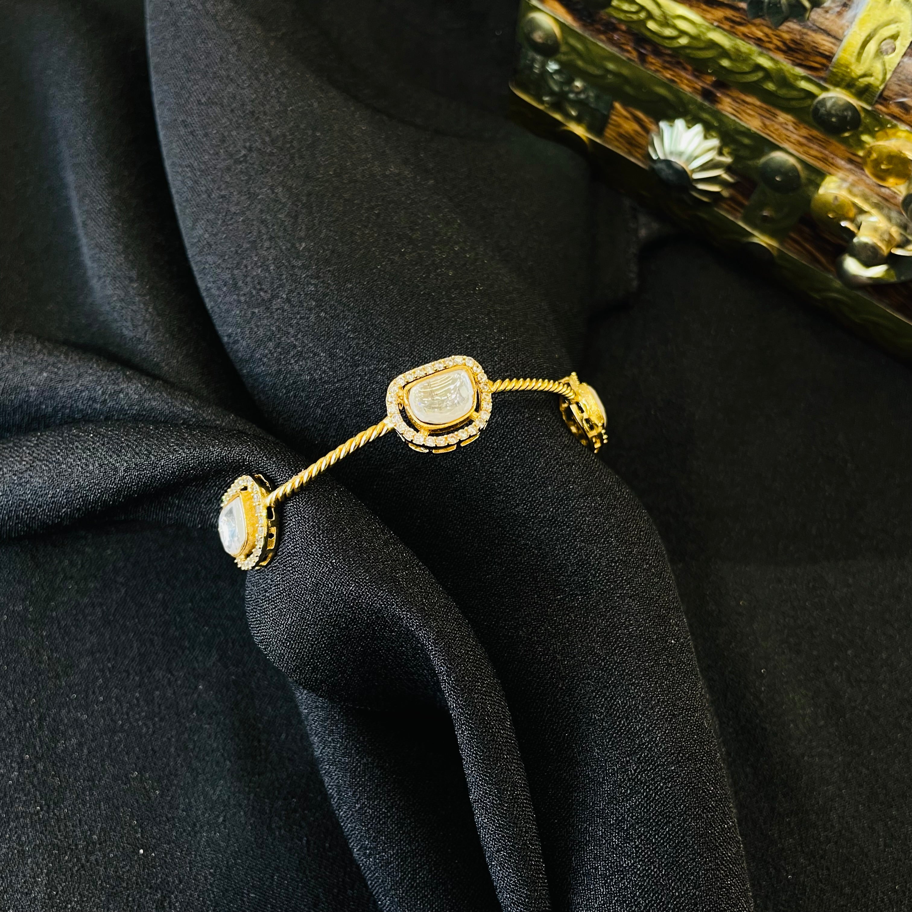 Nayaab Polki Riya Bangles