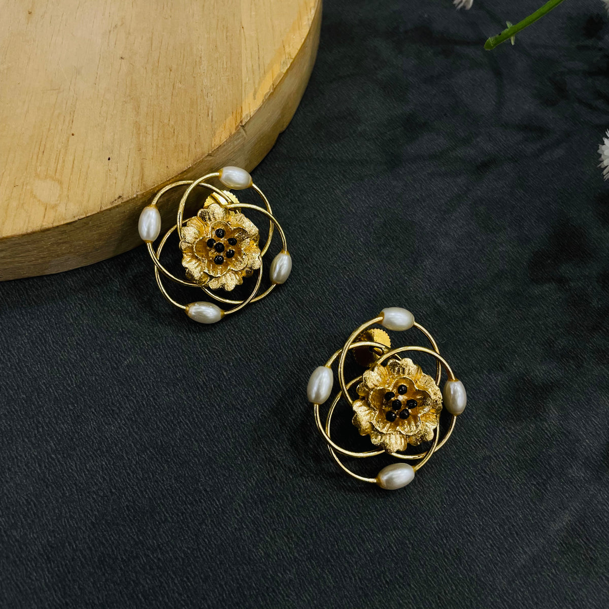 Mrinalini Pearl Earrings