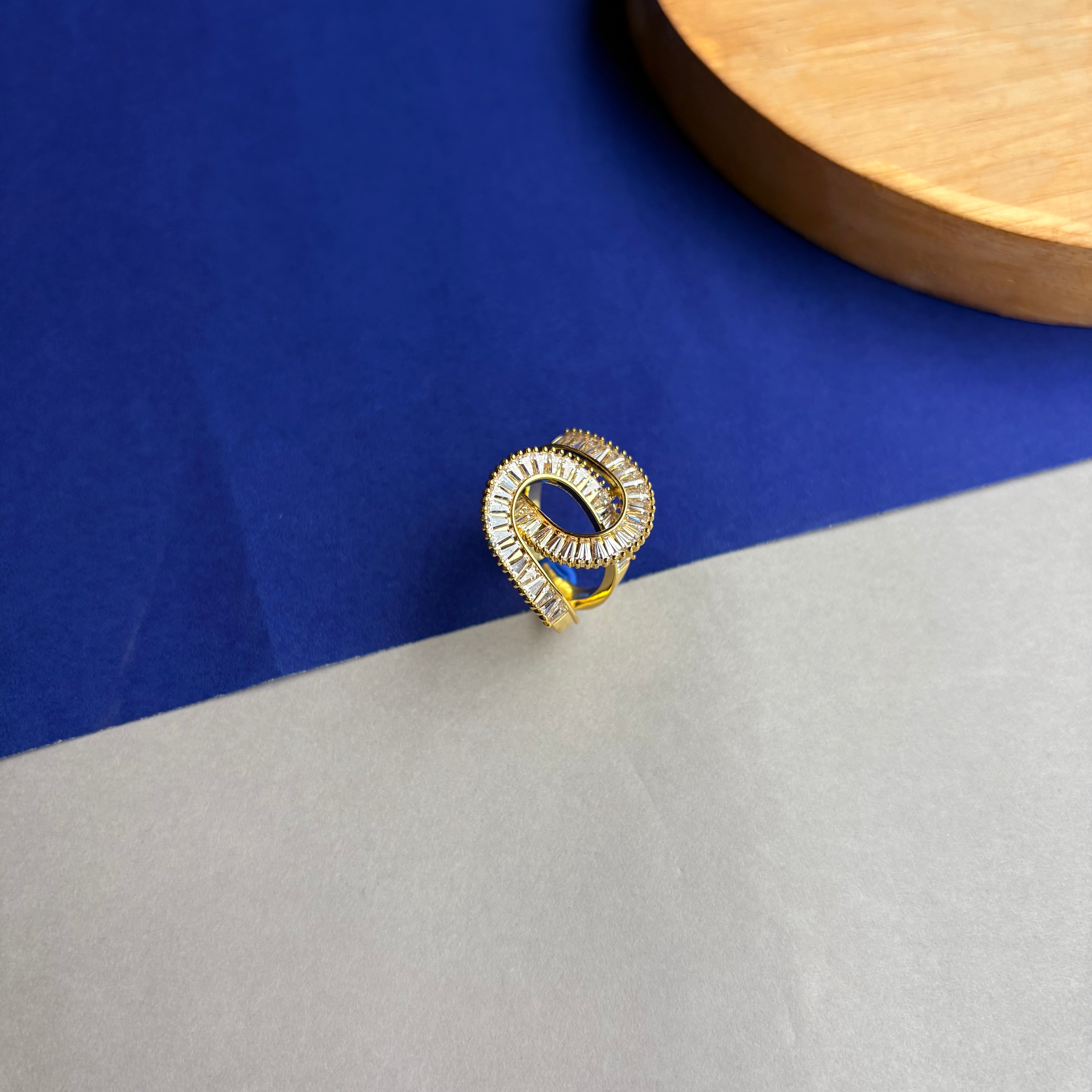 Eclipse Loop Ring