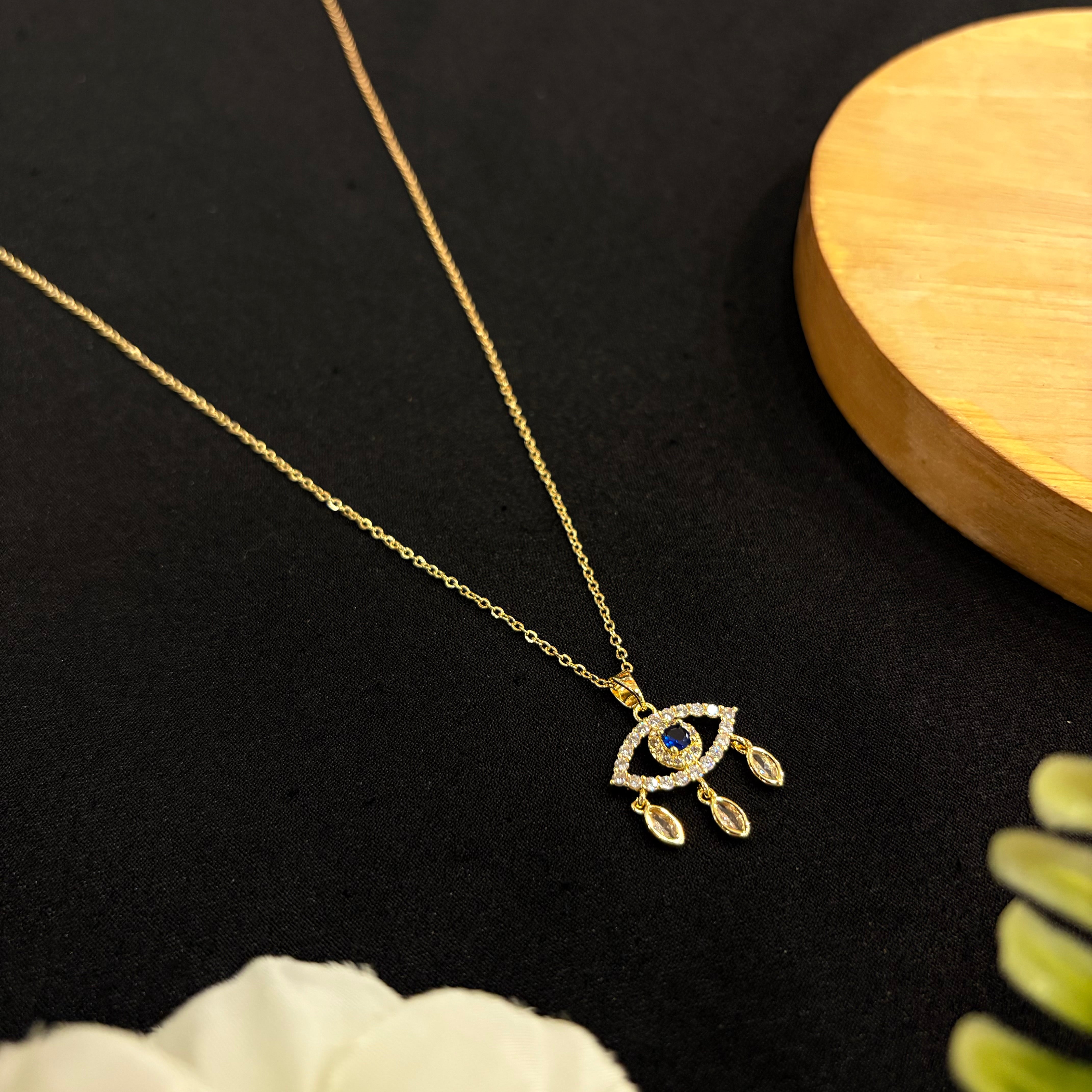 Aurelia Evil Eye Neck Chain