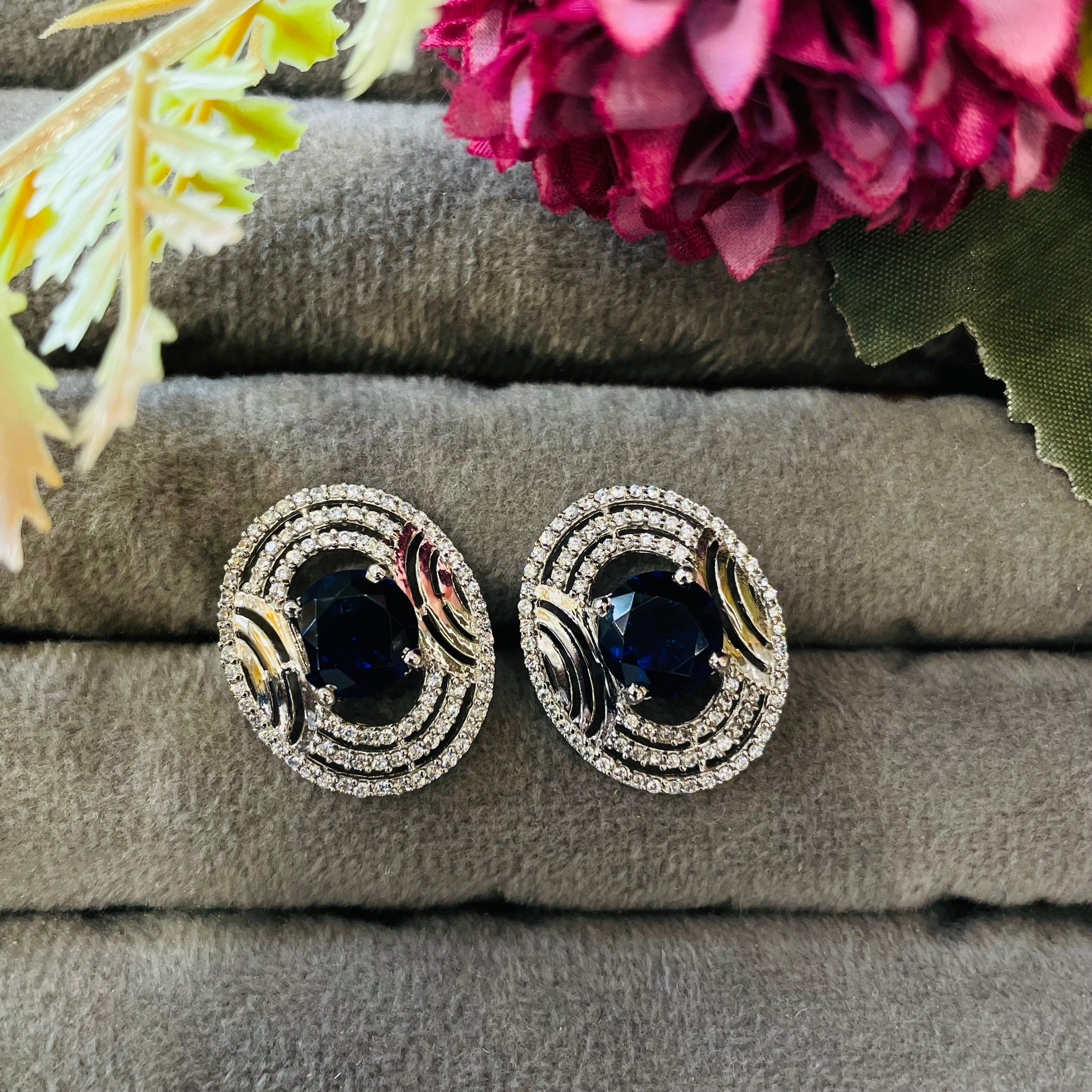 Vs Sterling Silver studs 1329 6g