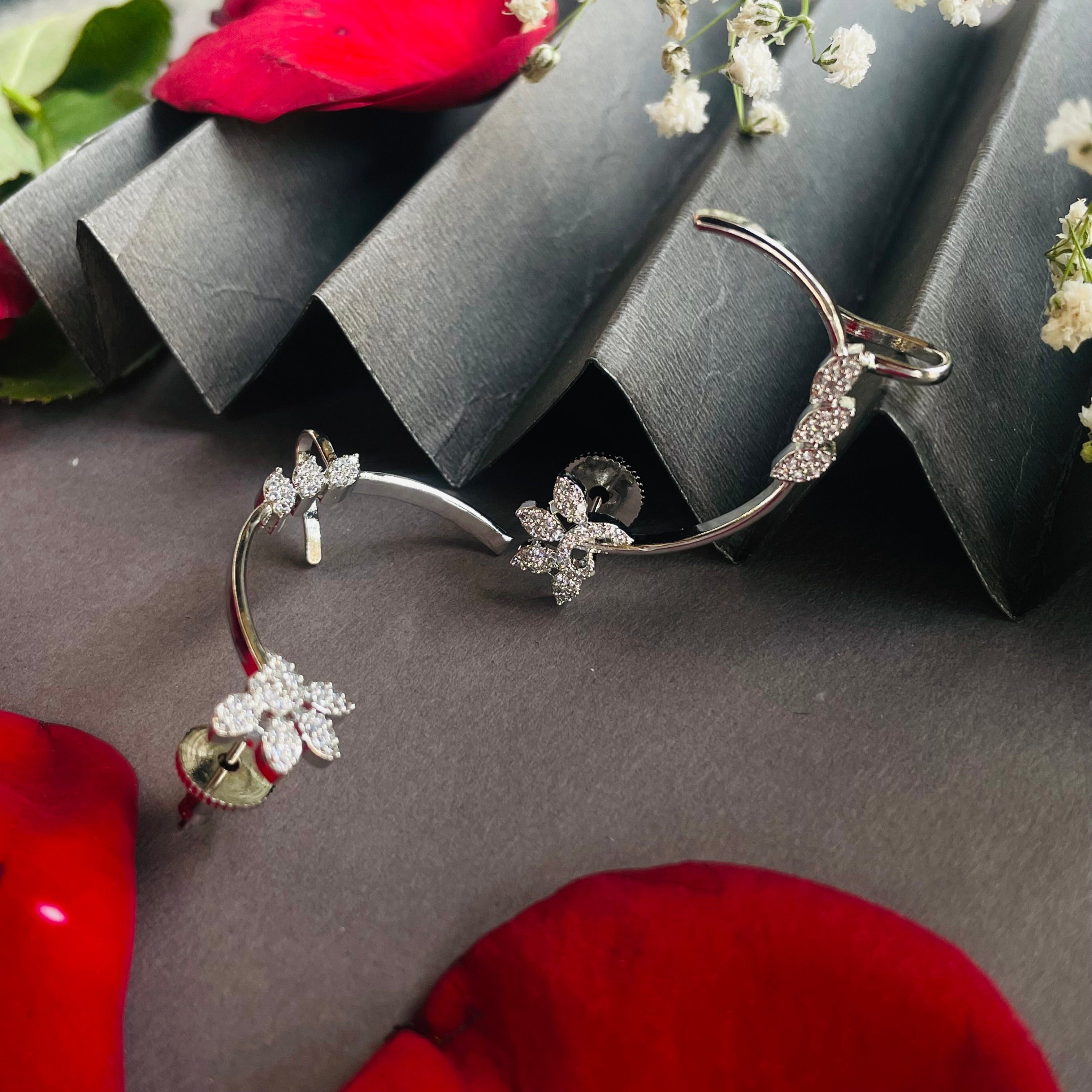 Ad Rose Earcuff