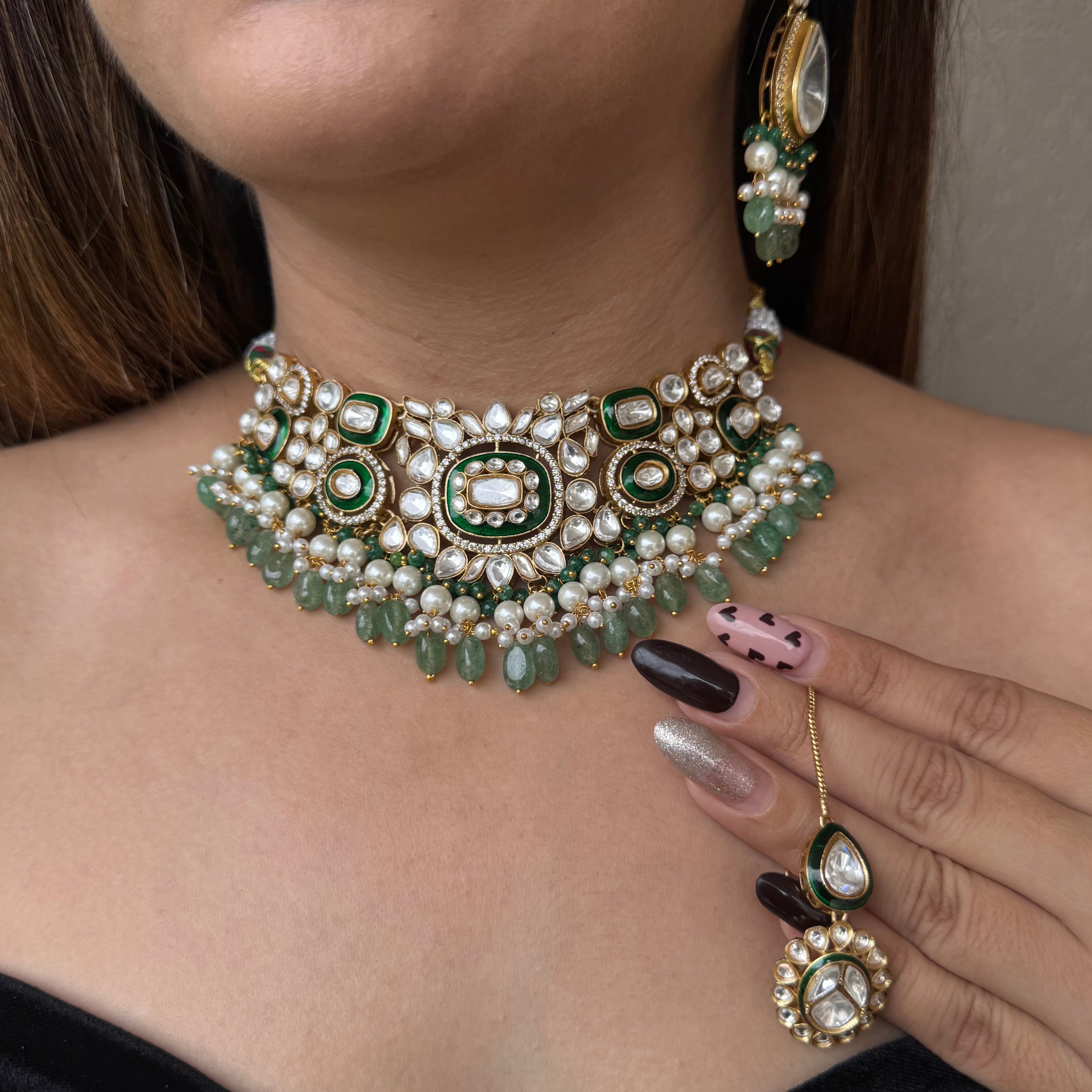 Nayaab Samaira Neckpiece