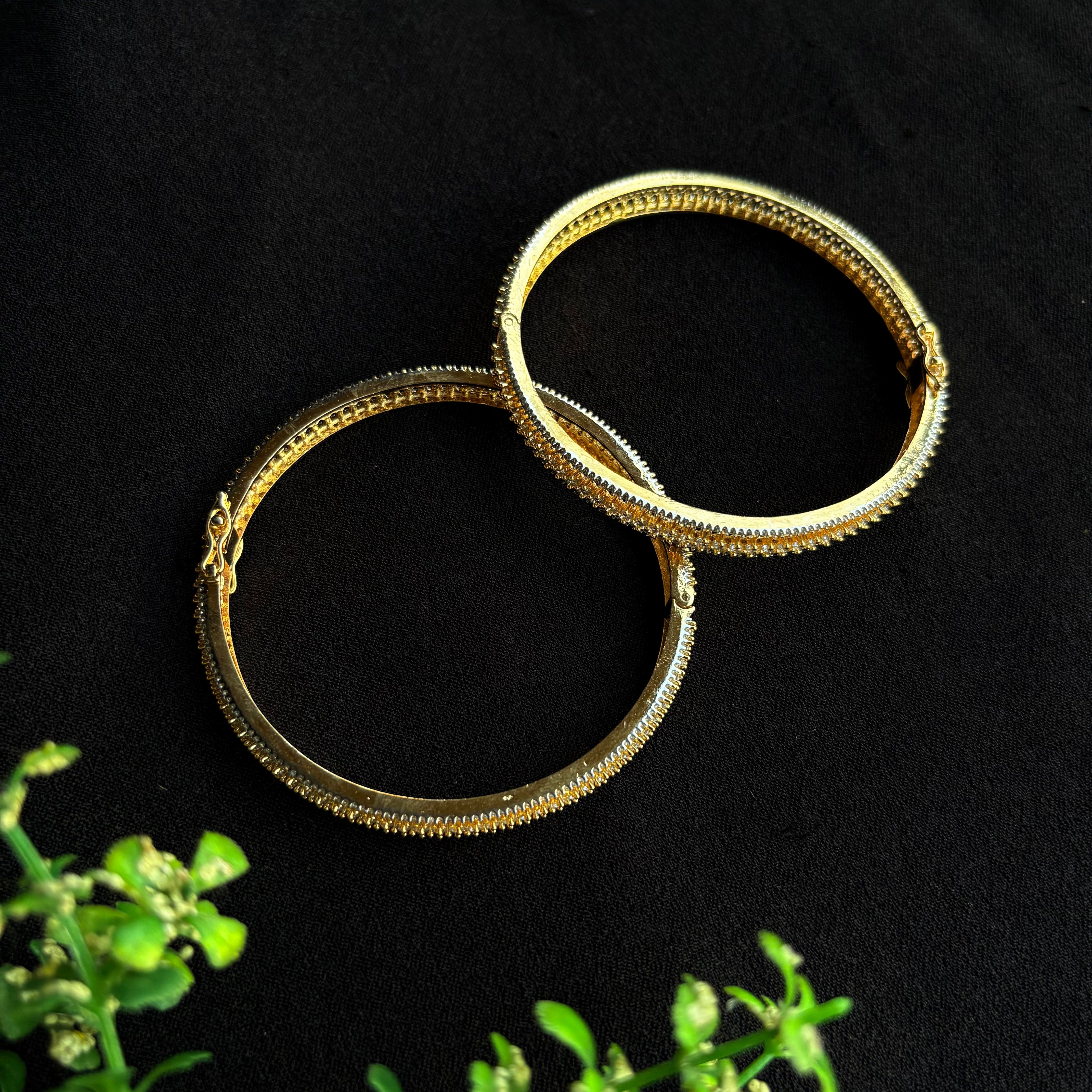 Ad Tara Bangles