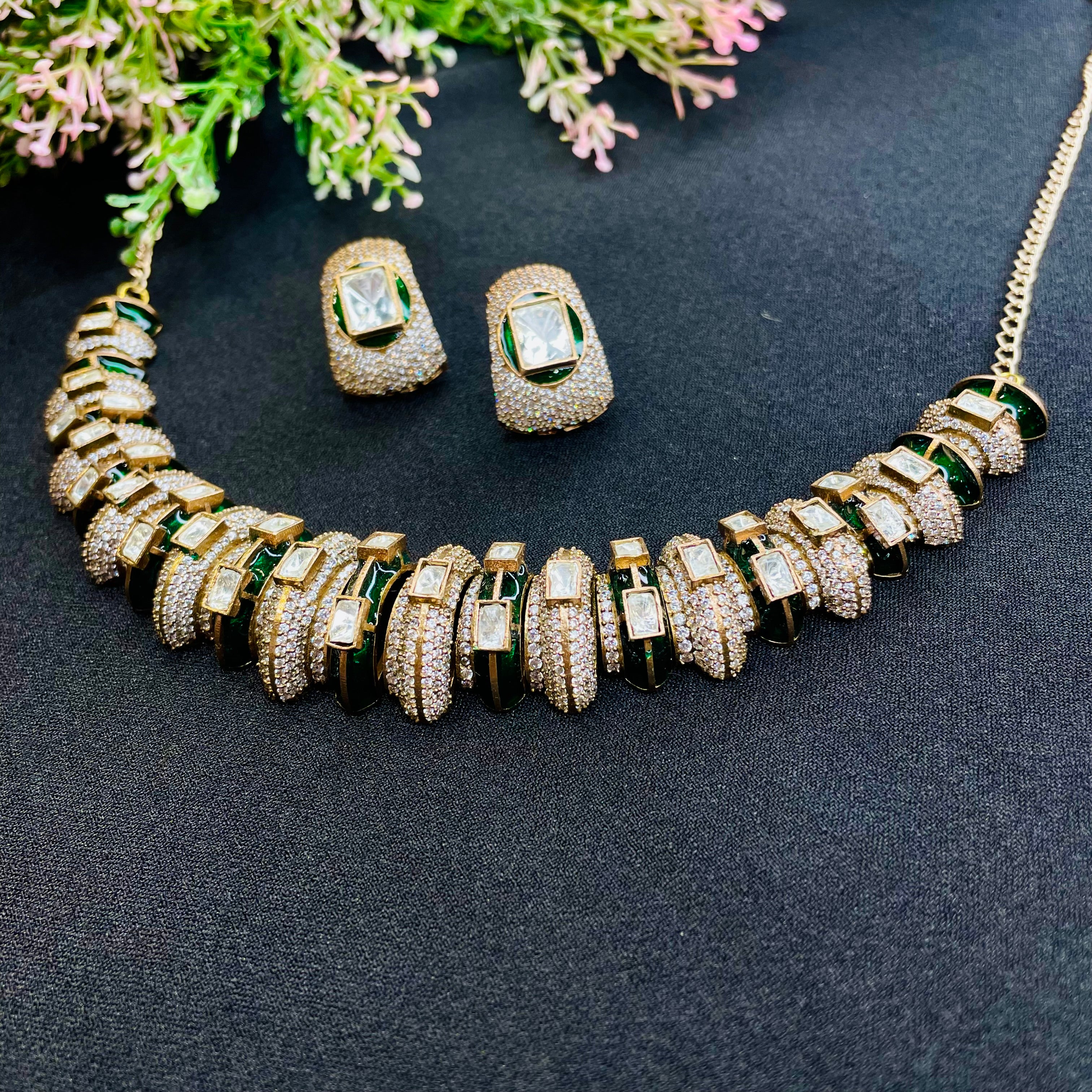 Nayaab Anaya Neckpiece