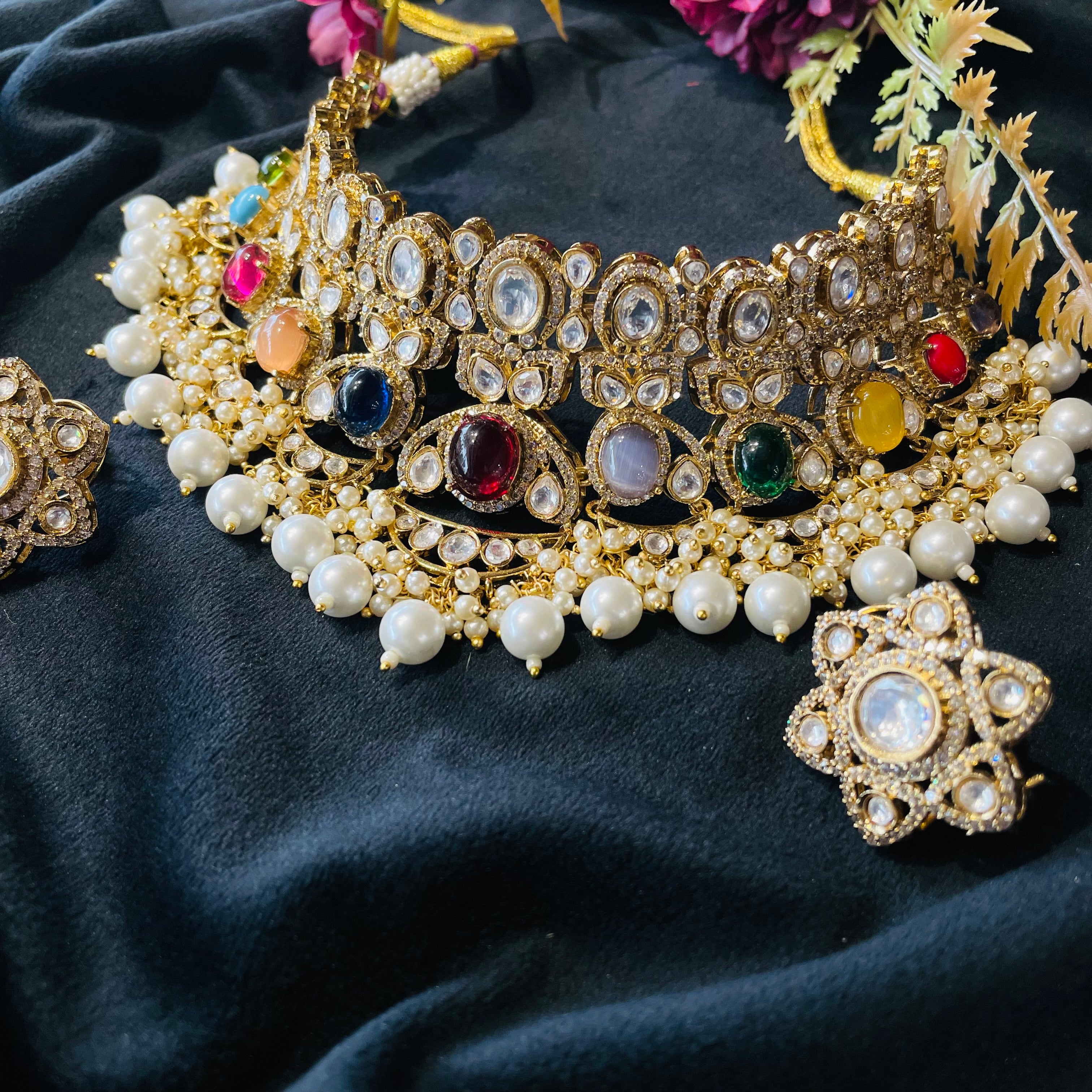 Nayaab Navratna Neckpiece