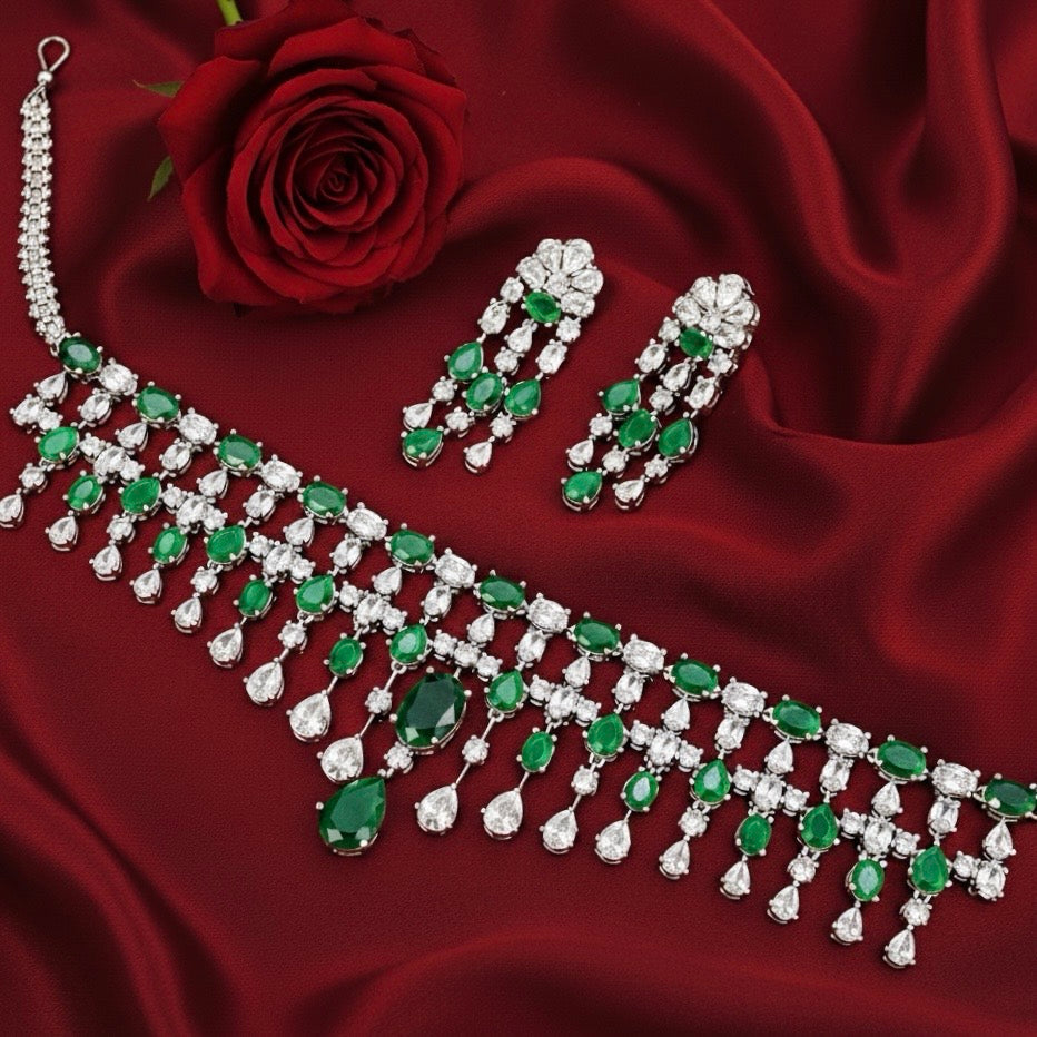 Ad Lanie Neckpiece