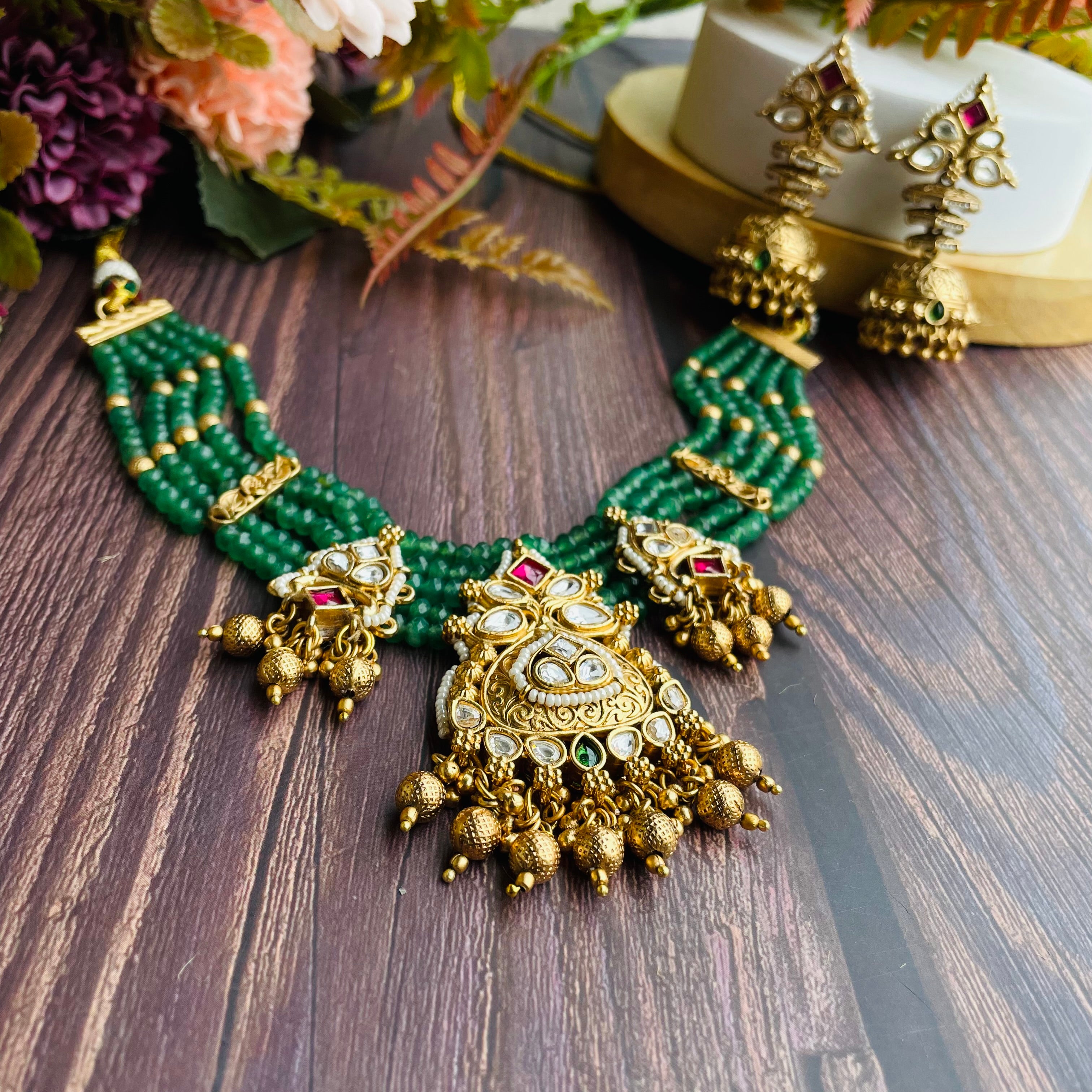 Nayaab Vina Neckpiece