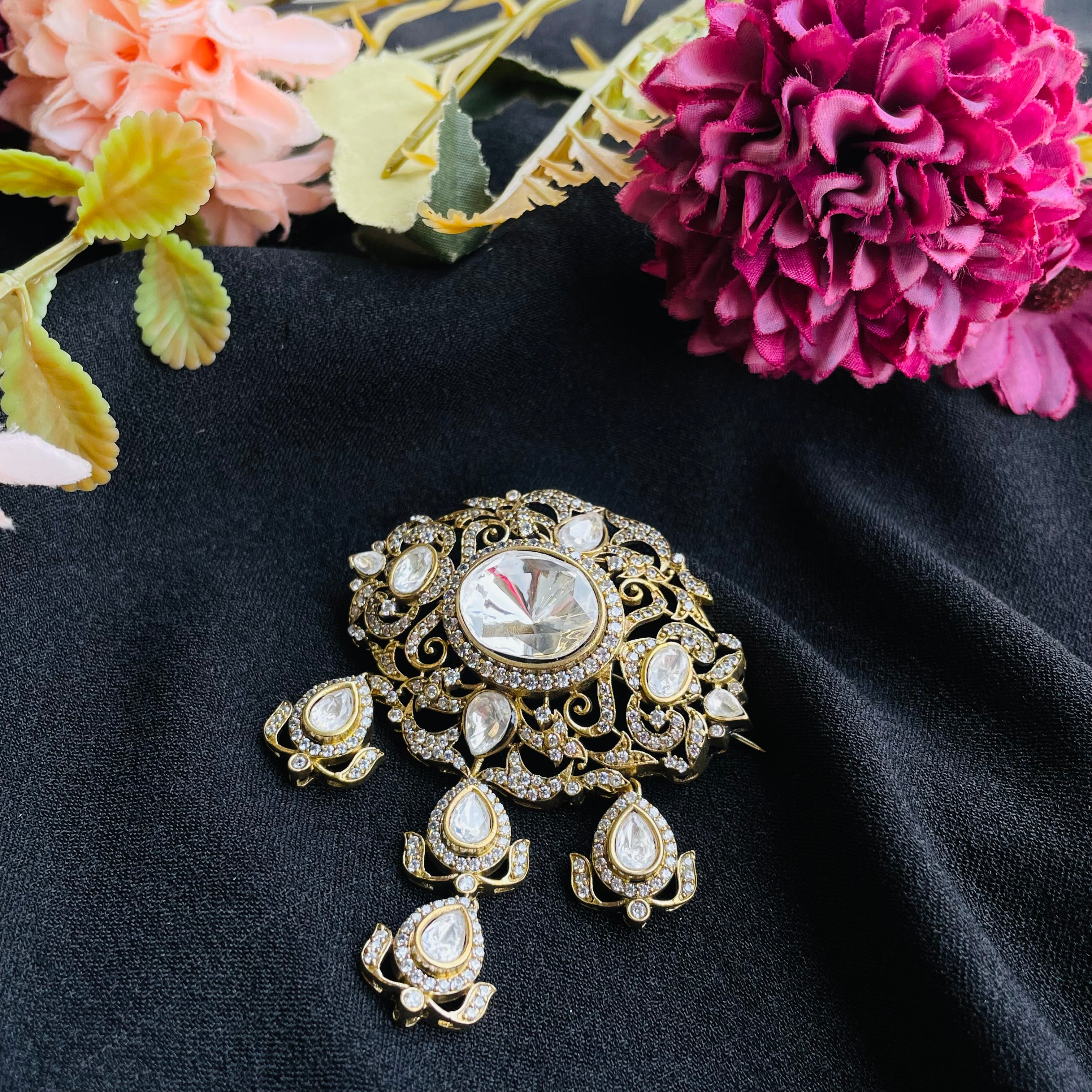 Nayaab Essie brooch